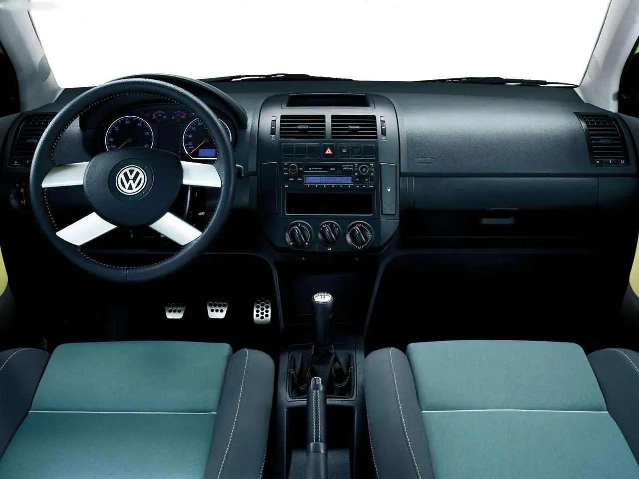 Volkswagen Polo Fun (2005) - Interior