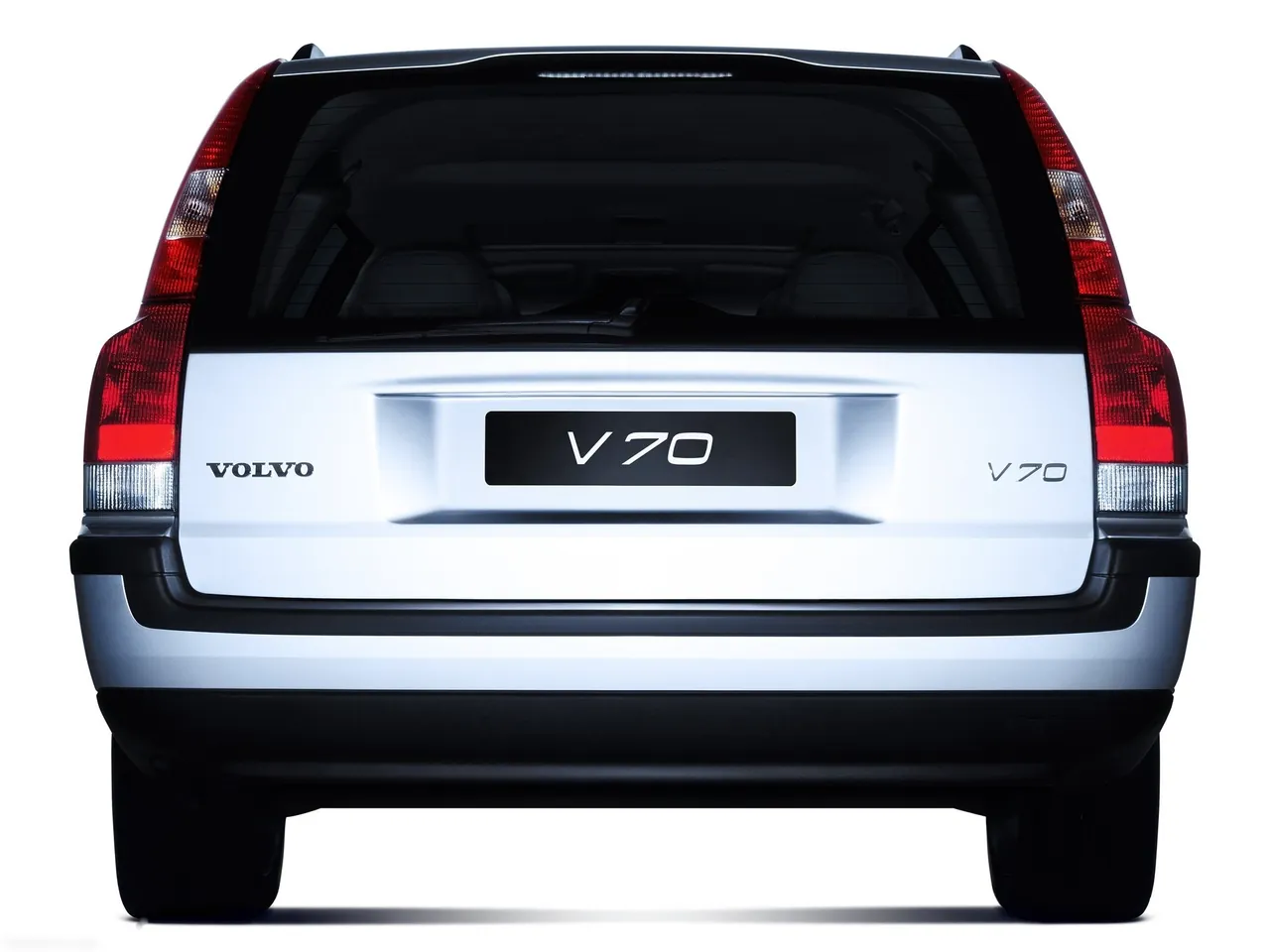 Volvo V70 (2004) – zezadu