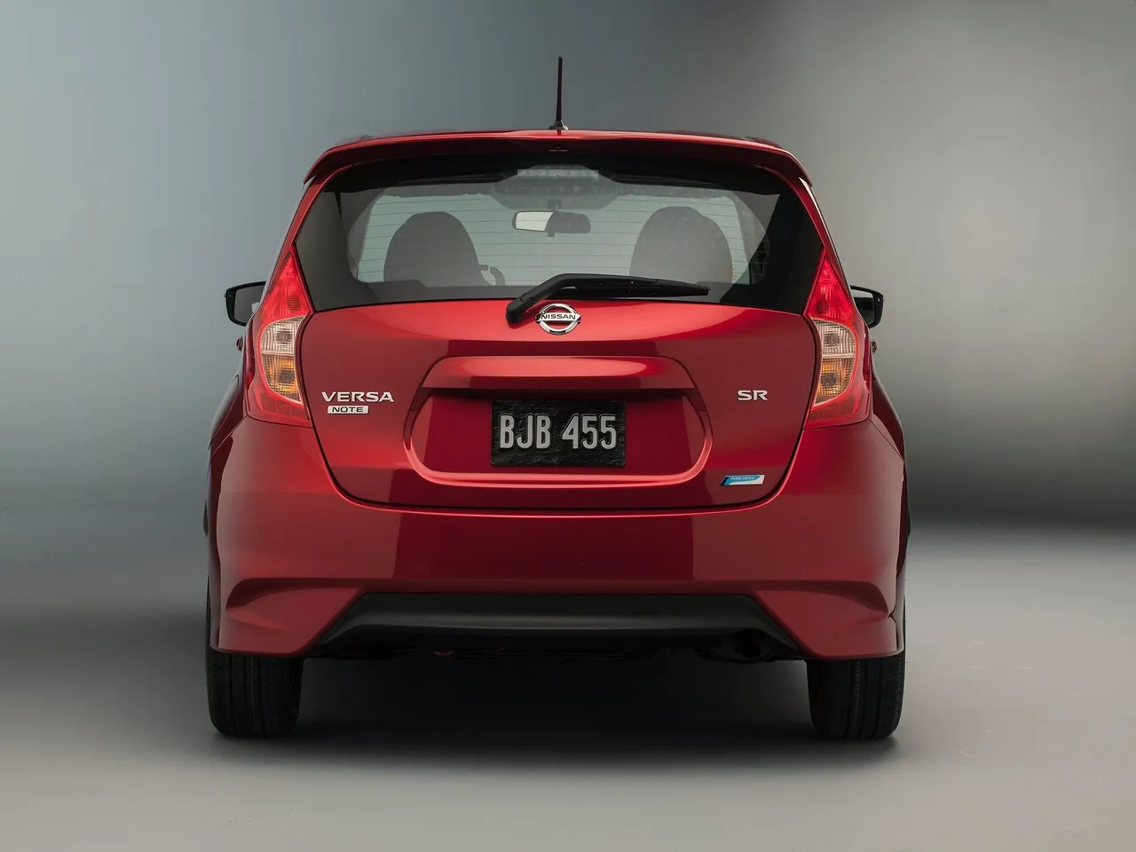 Nissan Versa Note SR (2015) – zezadu