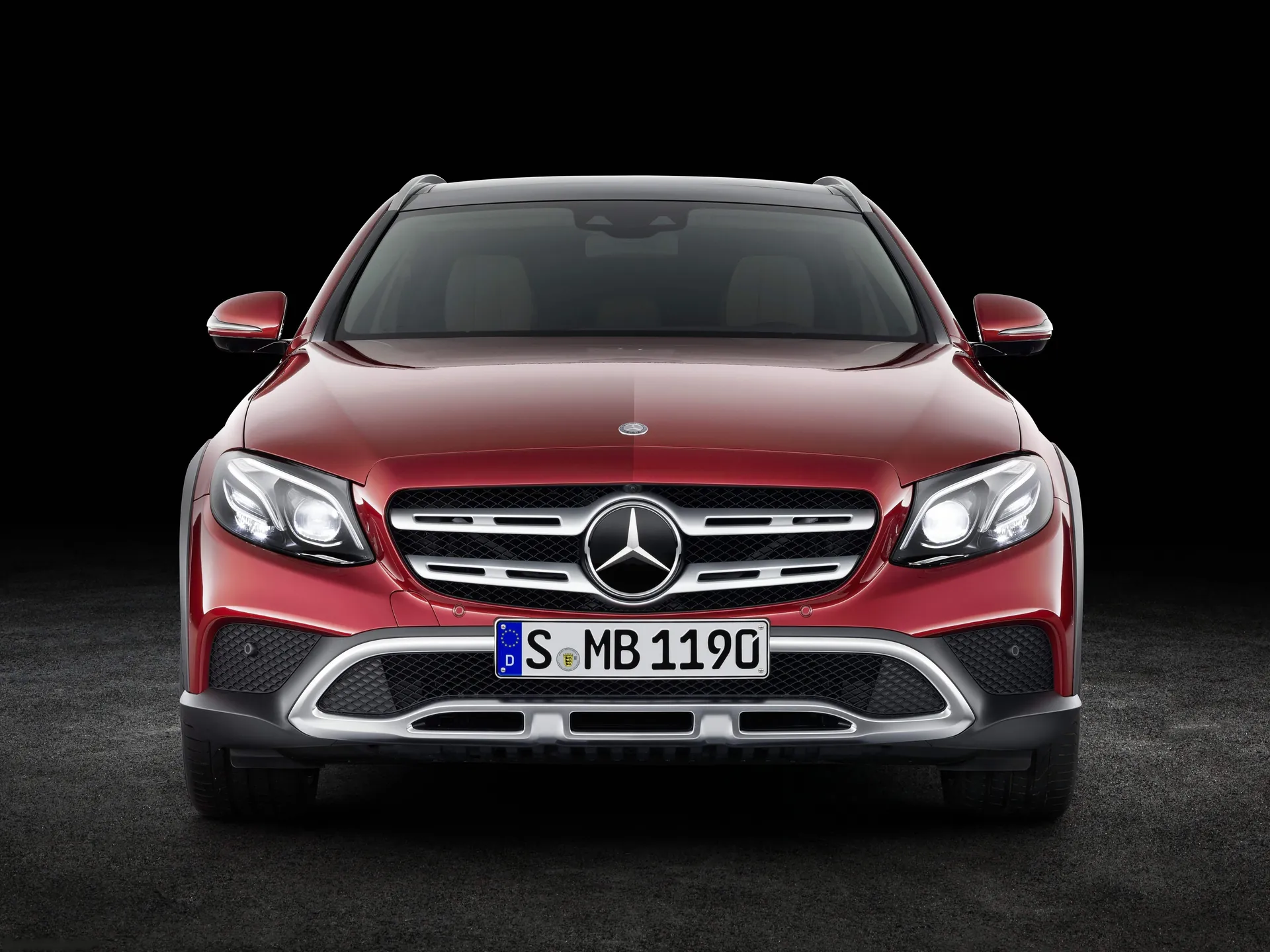 Mercedes-Benz E-Class All-Terrain (2017) – zepředu