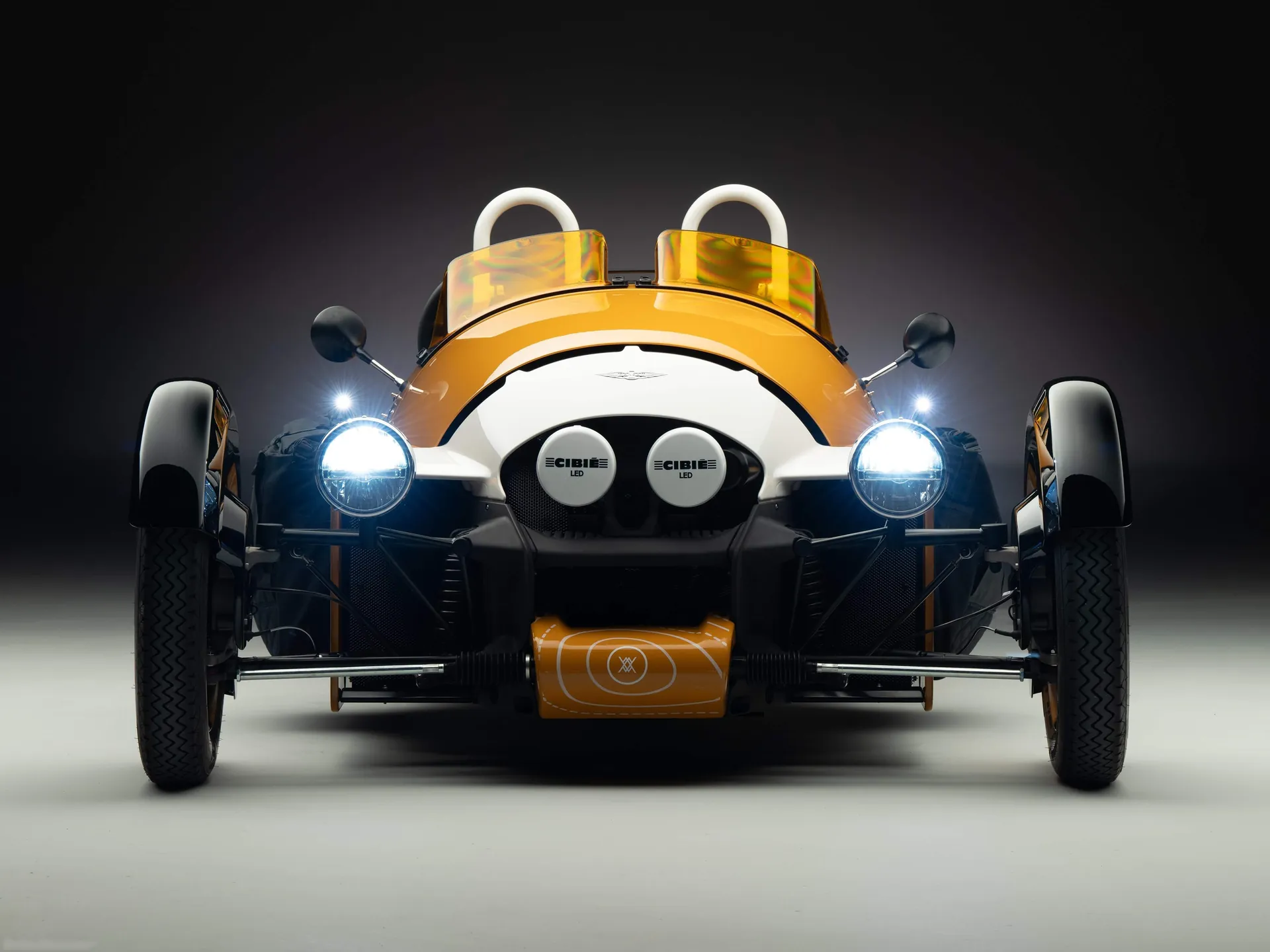 Morgan Super 3 Malle Rally Special (2023) – zepředu