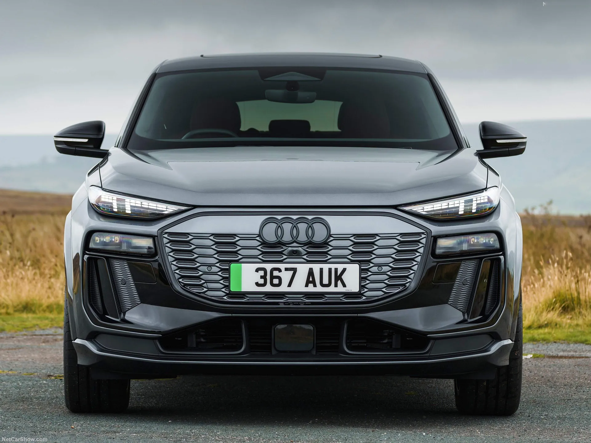 Audi SQ6 Sportback e-tron [UK] (2025) – zepředu