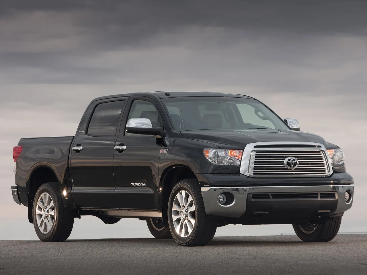 Toyota Tundra CrewMax (2010)