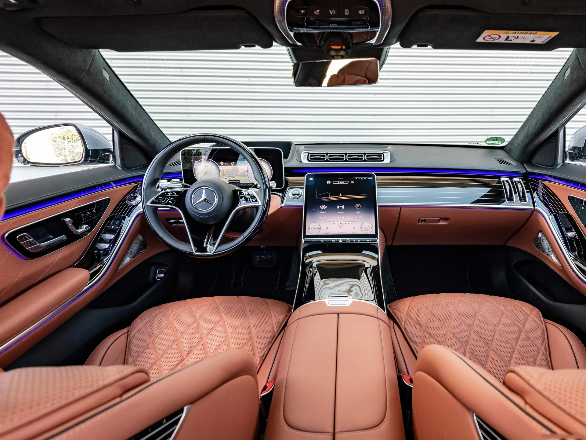 Mercedes-Benz S400d (2021) - Interior