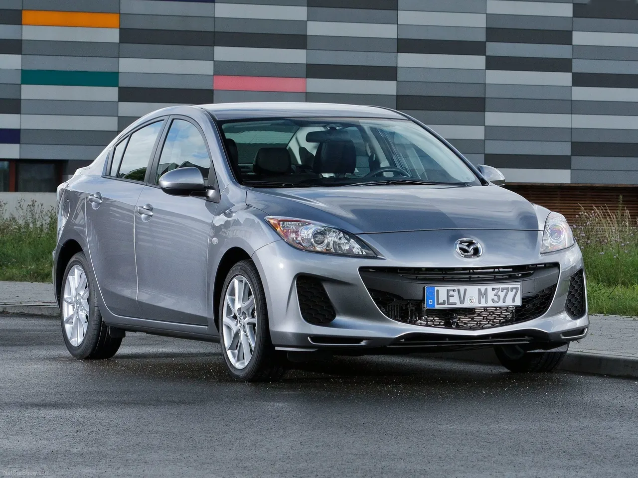 Mazda 3 Sedan (2012)