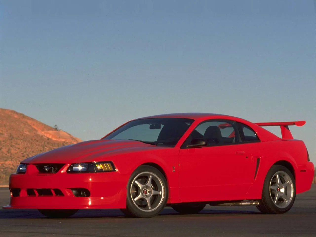 Ford Mustang SVT Cobra R (2000)