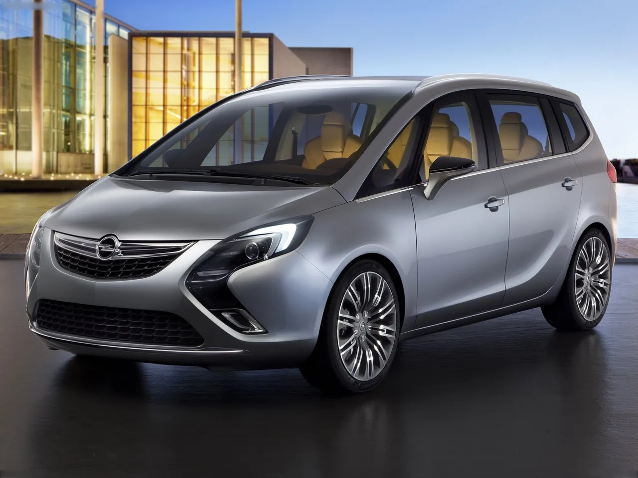 Opel Zafira Tourer Concept (2011)