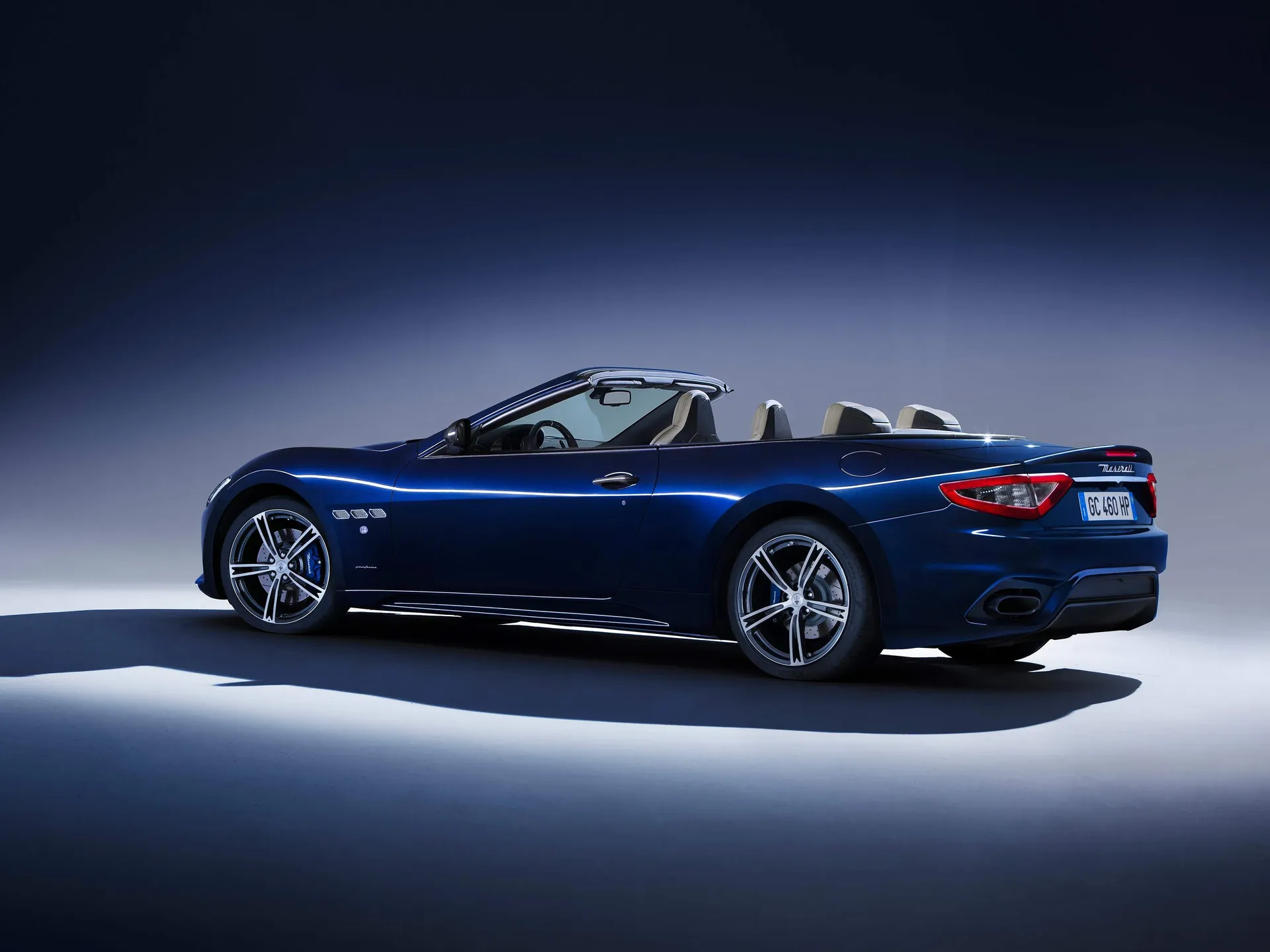 Maserati GranCabrio (2018) – zadní pohled