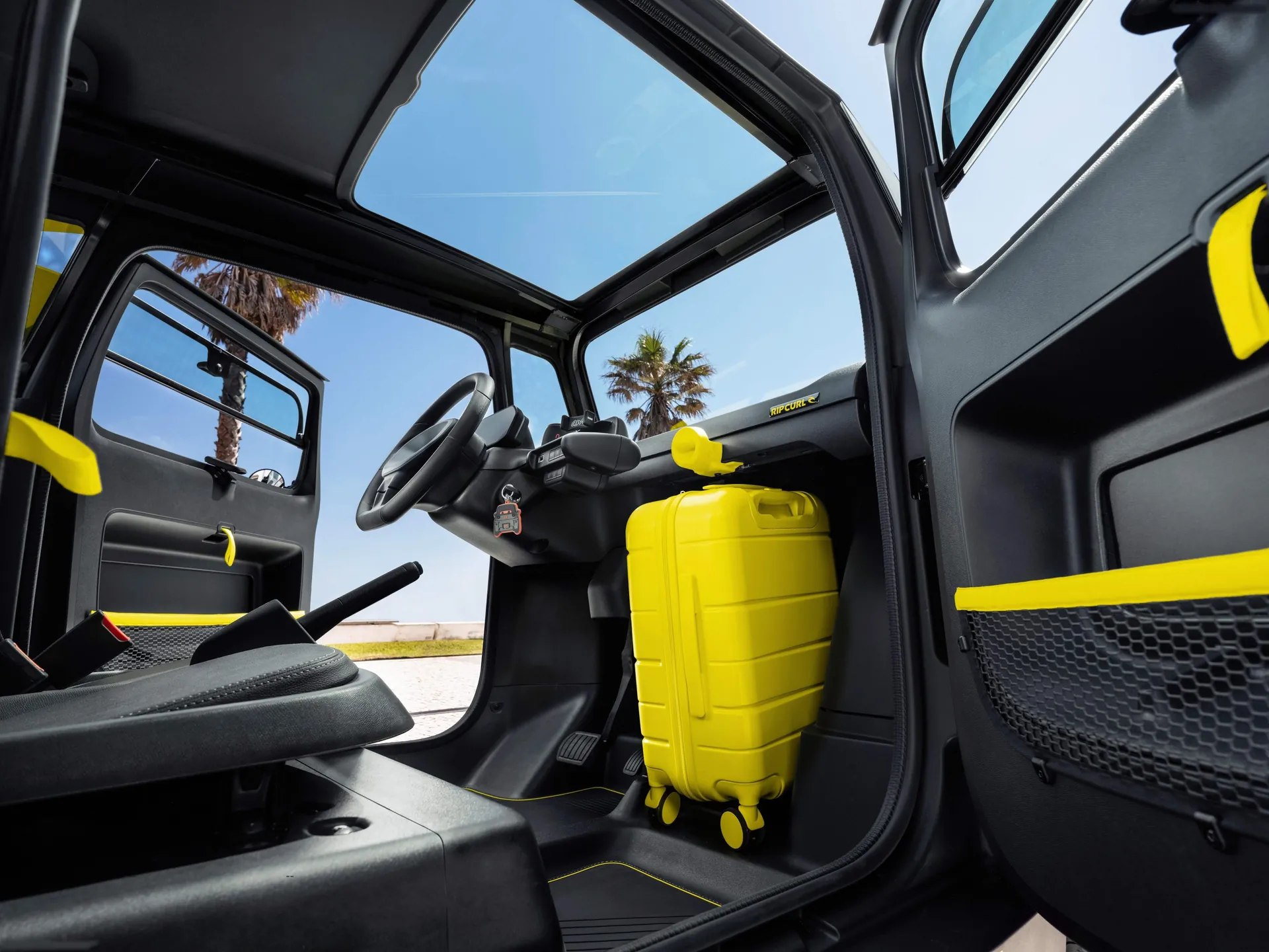 Citroen Ami Rip Curl (2026) – interiér