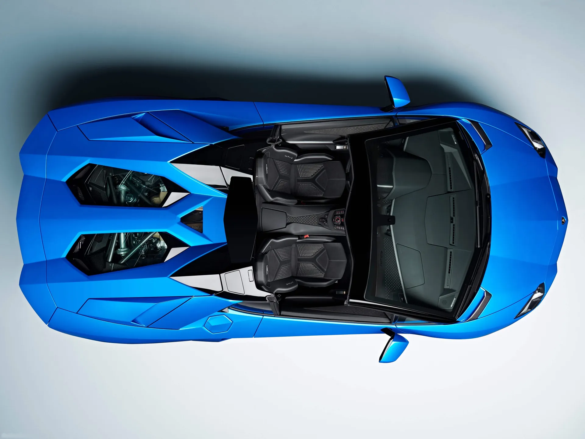 Lamborghini Aventador LP780-4 Ultimae Roadster (2022) – pohled shora