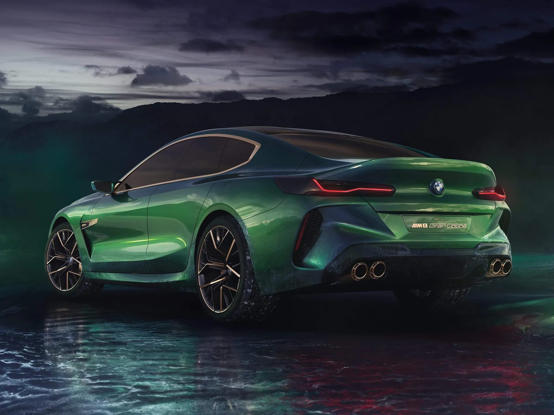 BMW M8 Gran Coupe Concept (2018) – zadní tříčtvrteční pohled