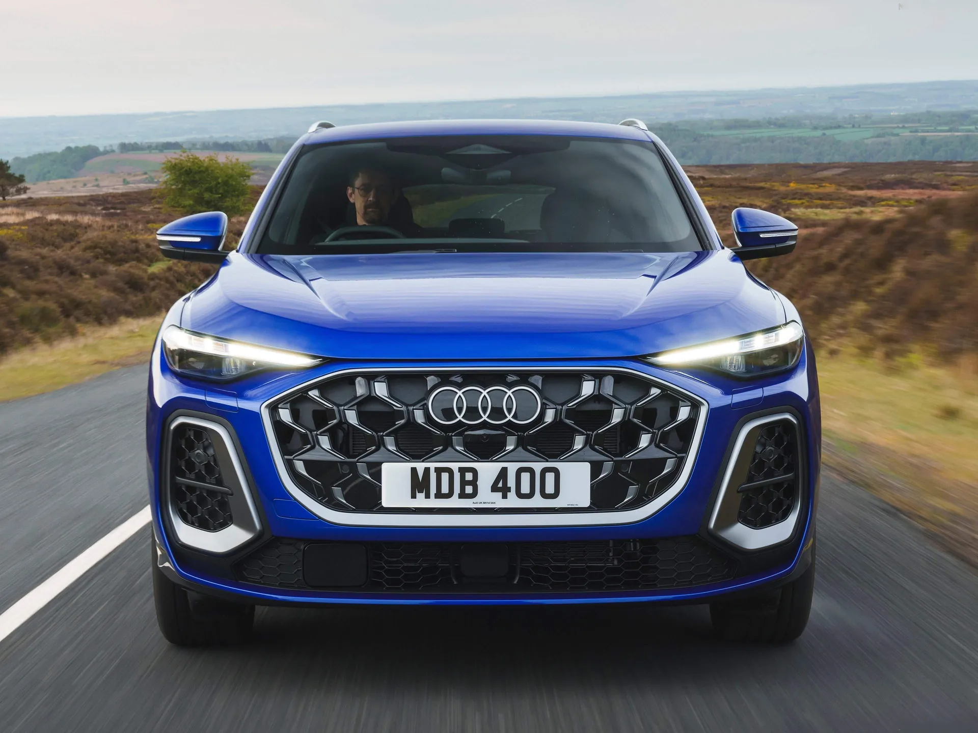 Audi Q5 Sportback [UK] (2025) – zepředu