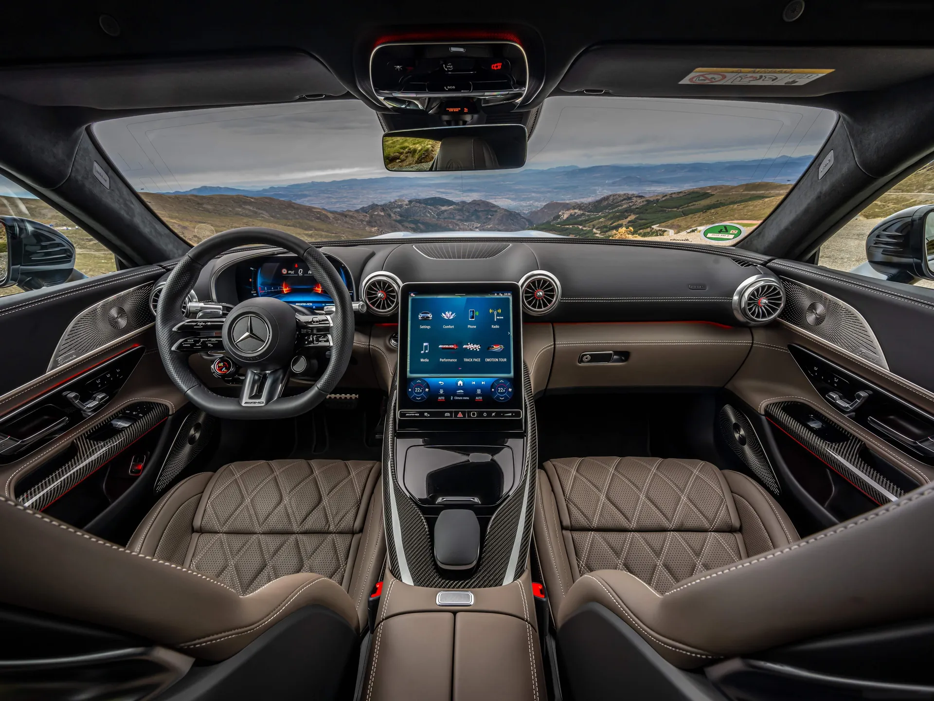 Mercedes-Benz AMG GT Coupe (2024) - Interior