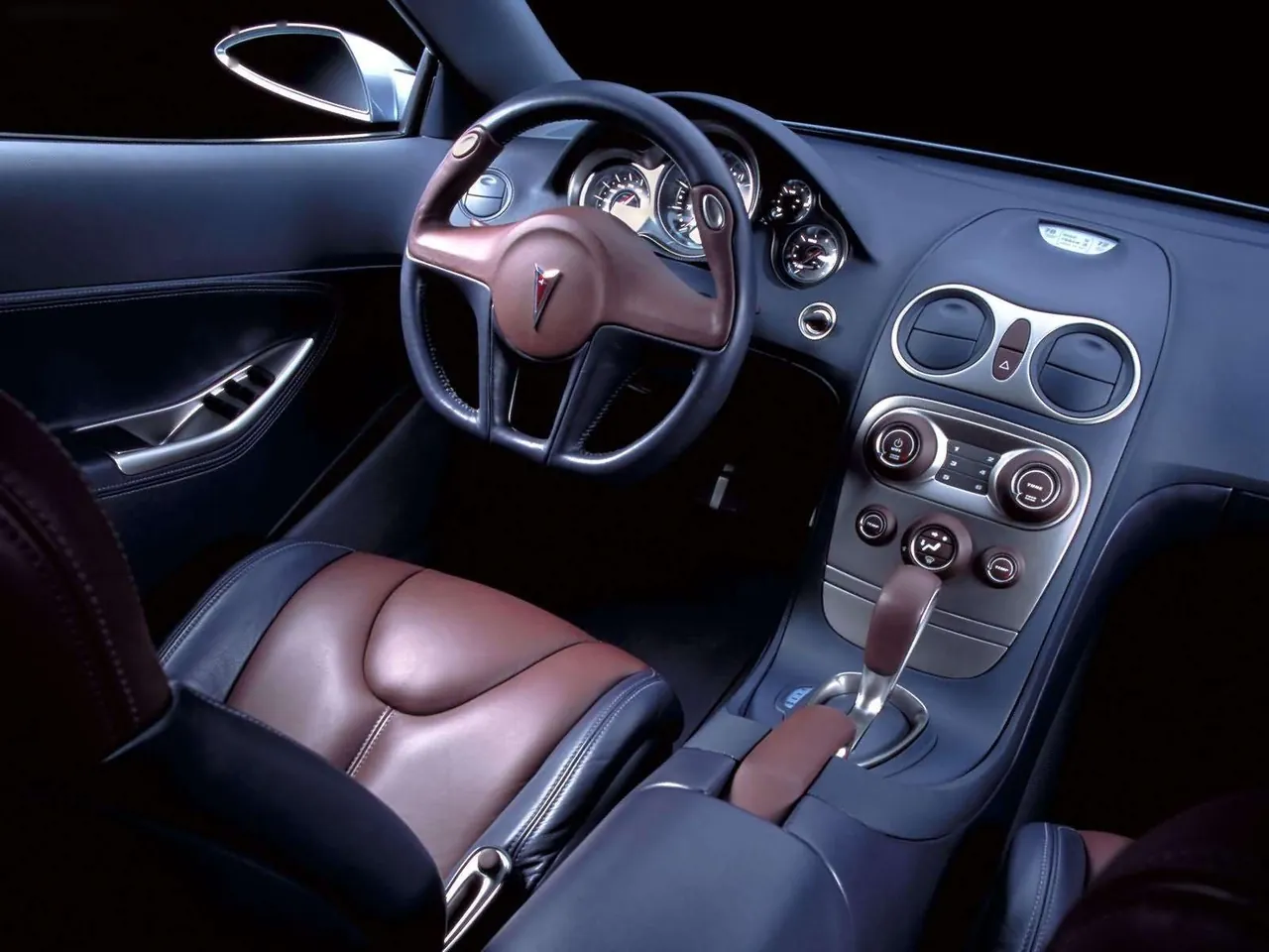 Pontiac G6 Concept (2003) – interiér