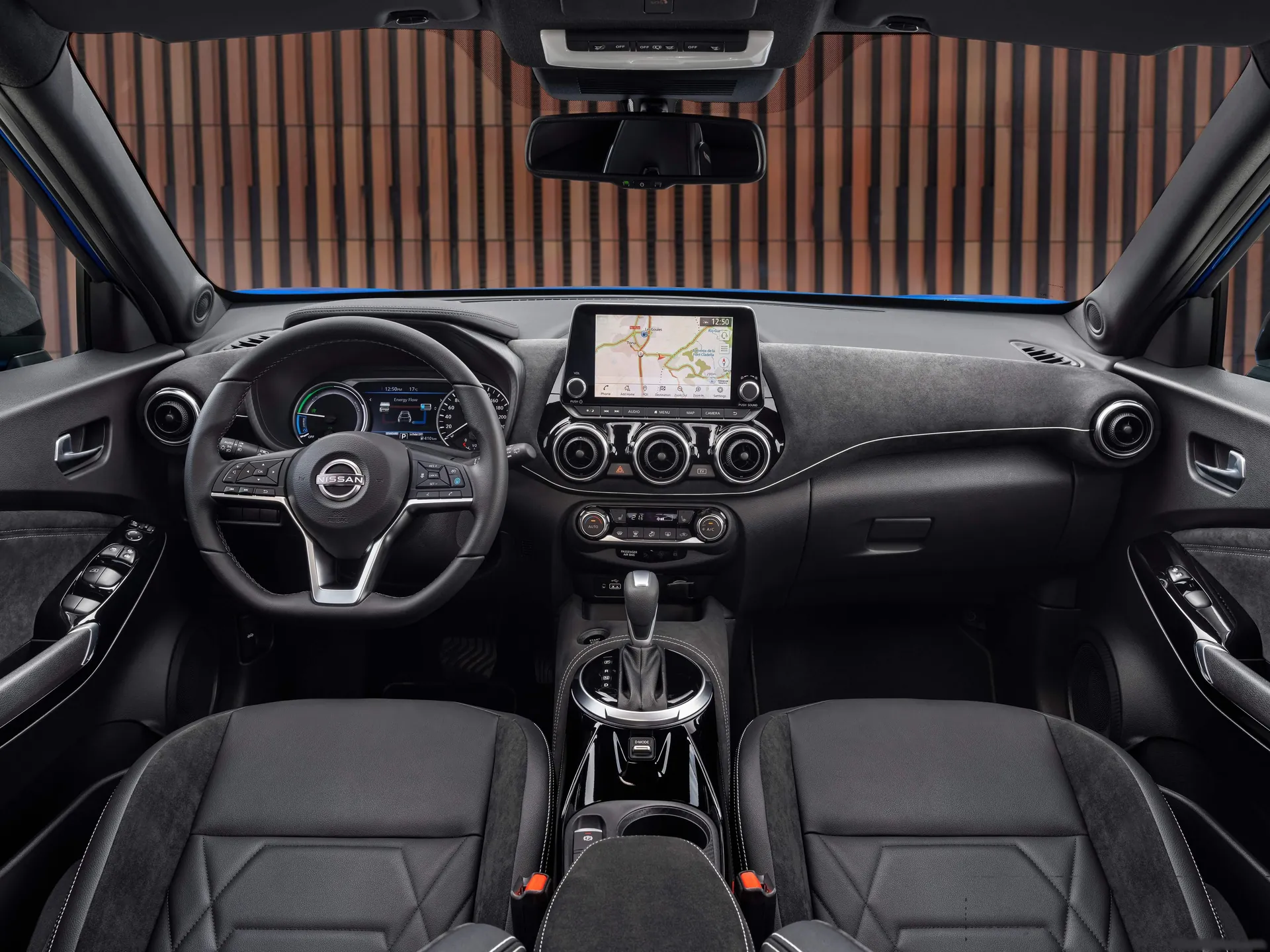 Nissan Juke Hybrid (2022) - Interior