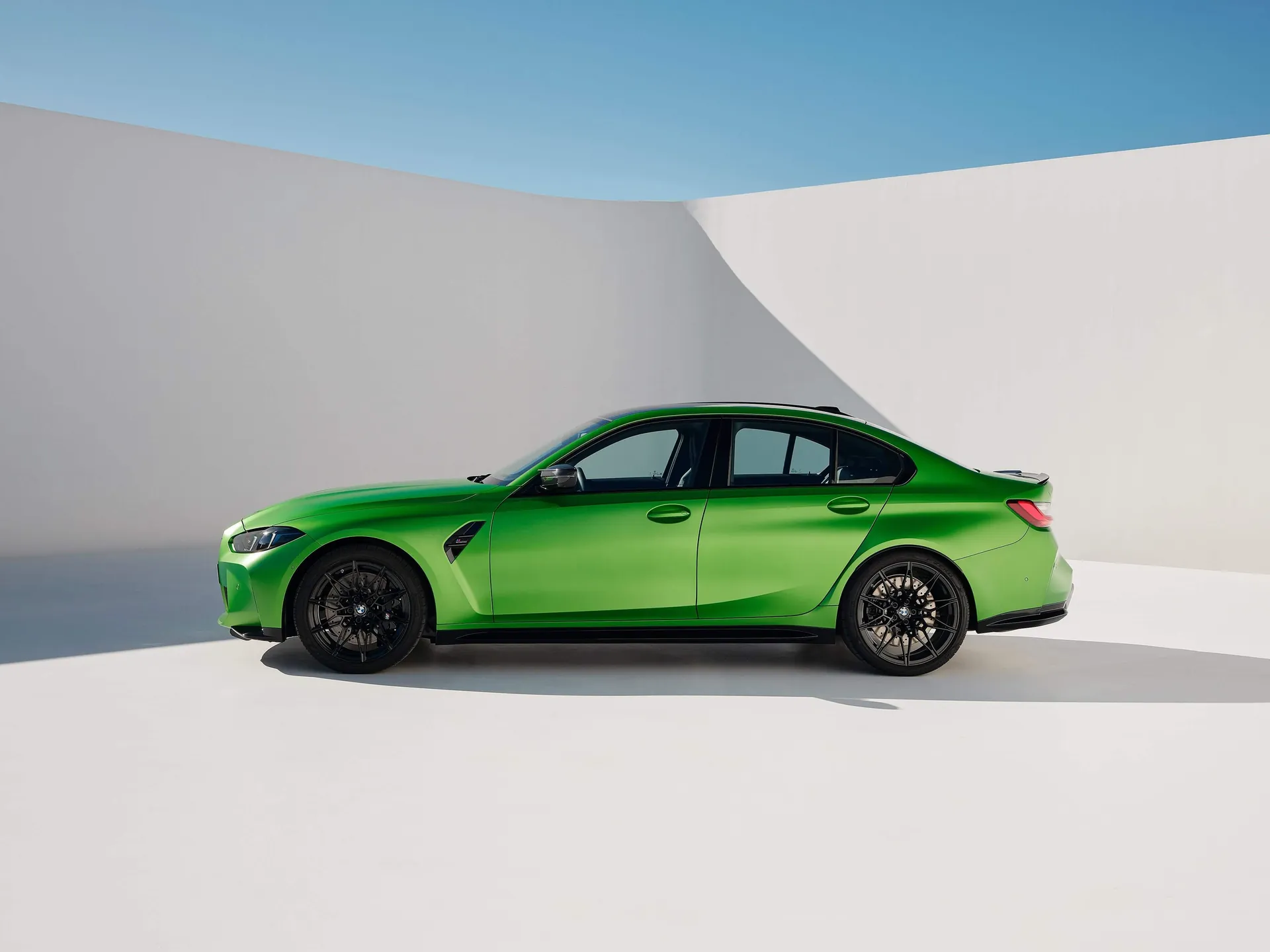 BMW M3 Sedan (2025) – boční profil