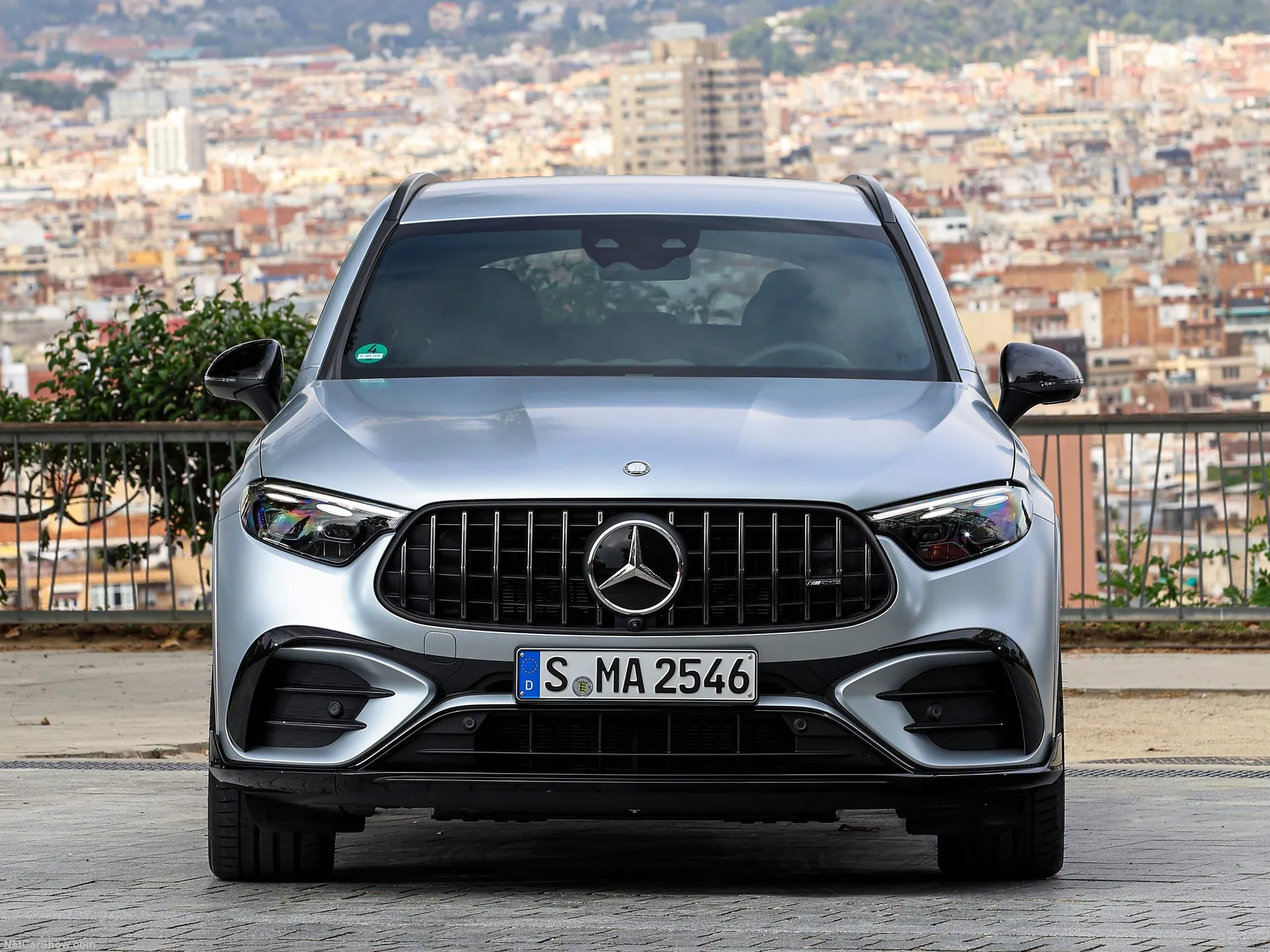 Mercedes-Benz GLC63 S AMG E Performance (2024) - Front