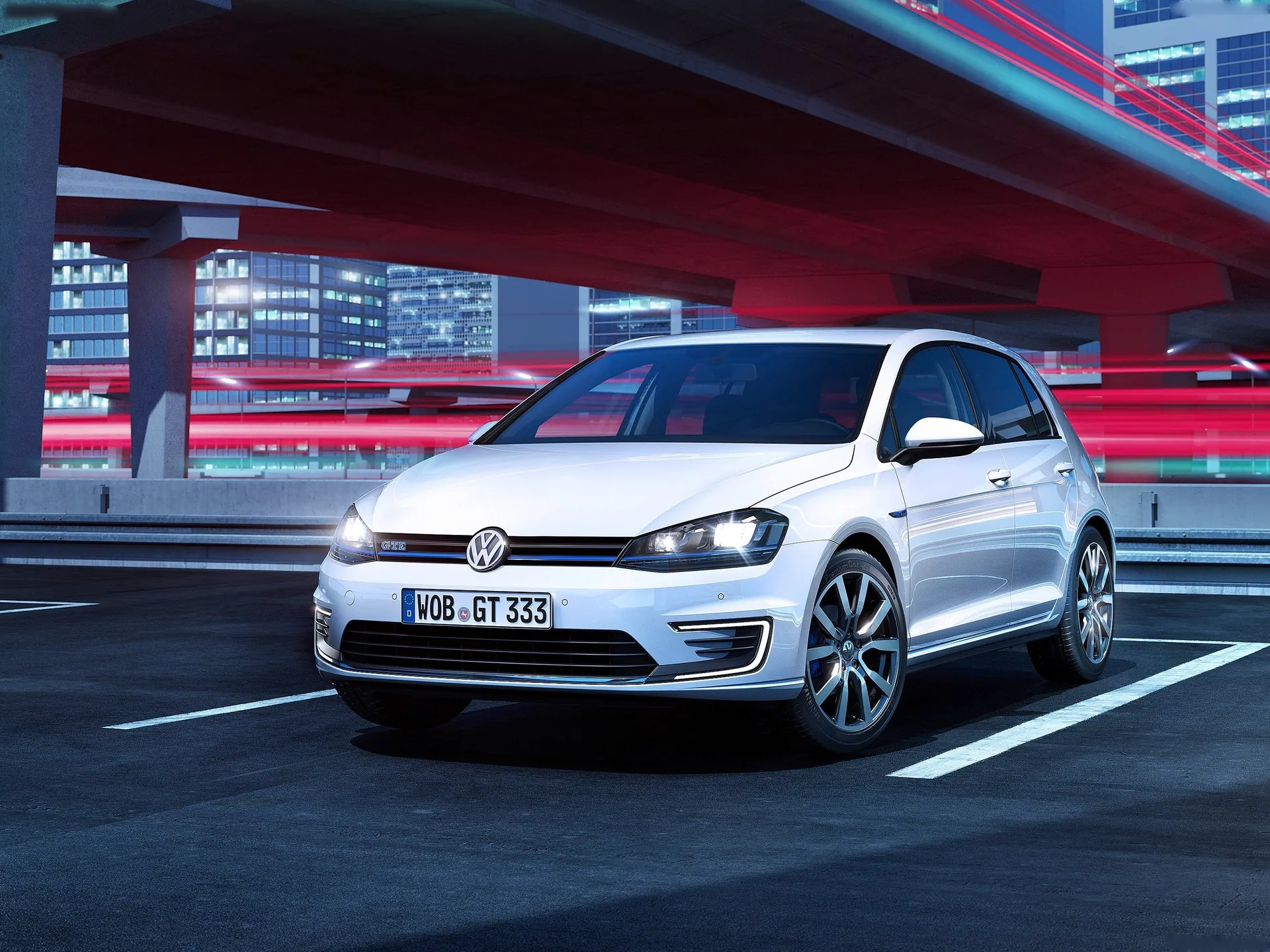 Volkswagen Golf GTE (2015)