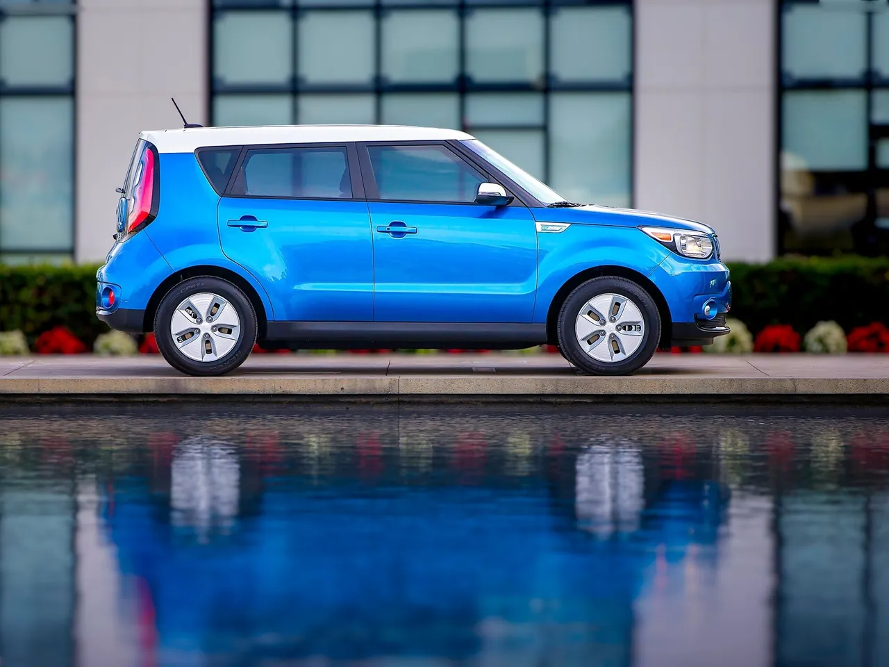 Kia Soul EV (2015) – boční profil