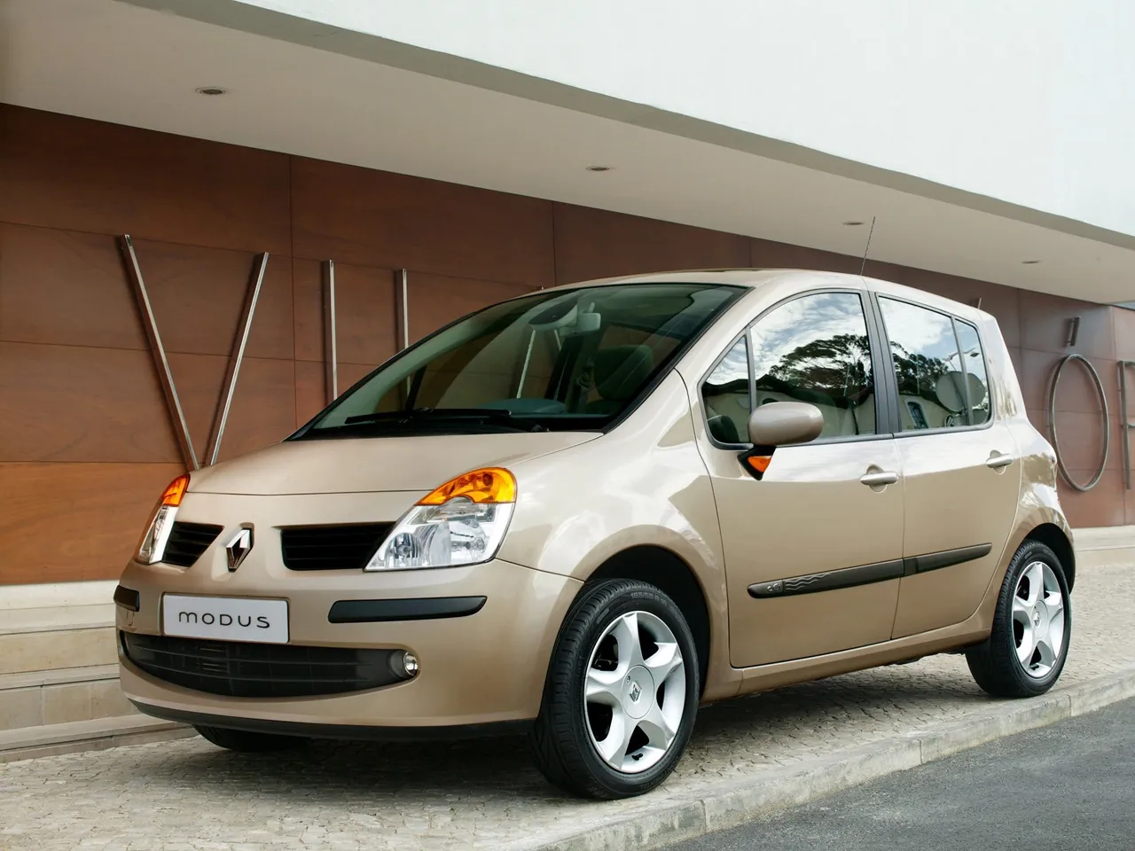 Renault Modus (2004)