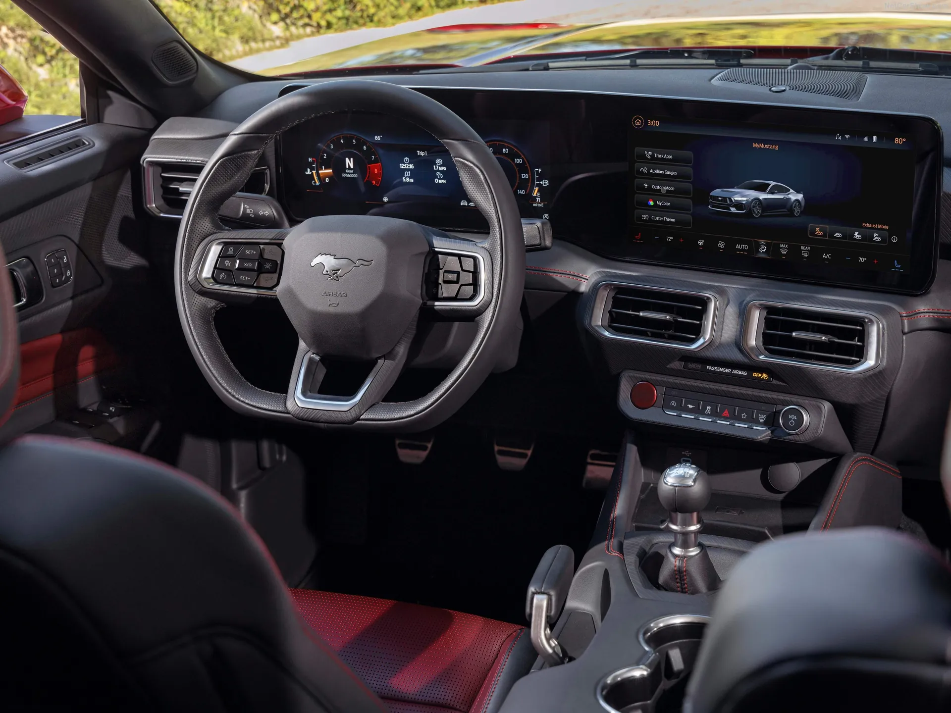 Ford Mustang GT (2024) – interiér