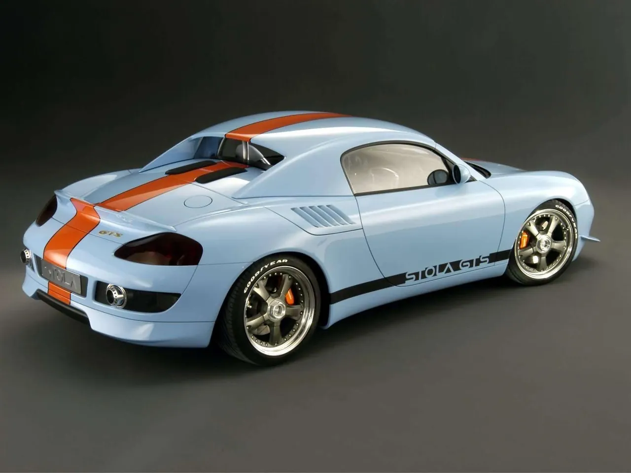 Stola GTS Concept (2003) – zadní tříčtvrteční pohled