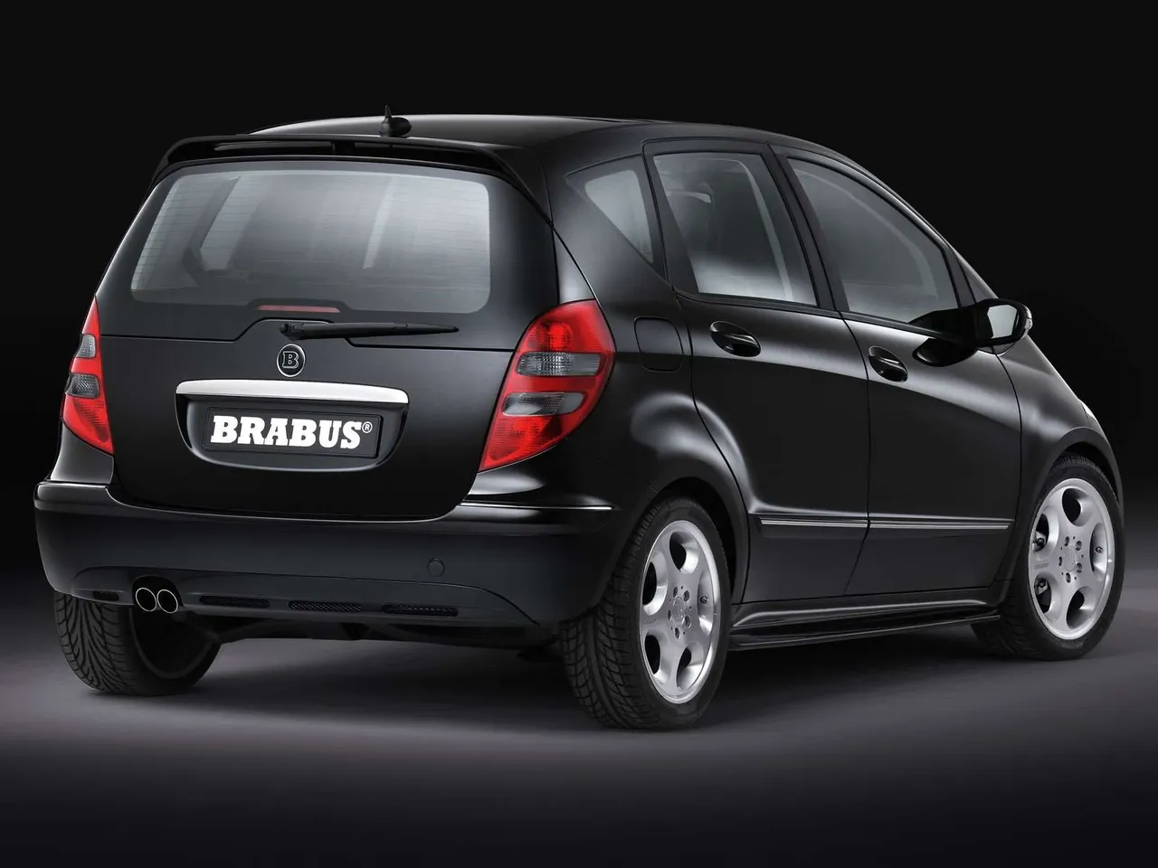 Brabus Mercedes-Benz A-Class (2005) – zadní tříčtvrteční pohled