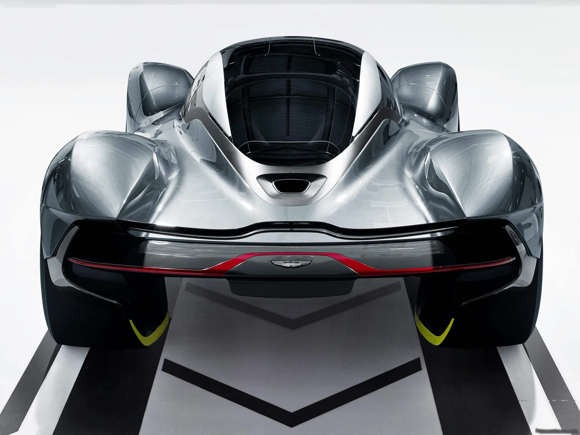 Aston Martin AM-RB 001 Concept (2016) – zezadu