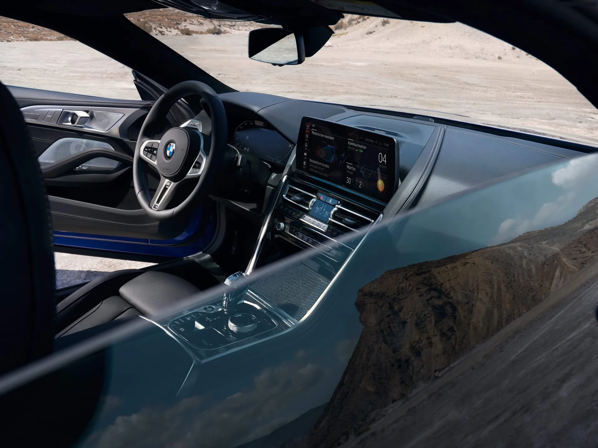 BMW 8-Series Coupe (2023) – interiér