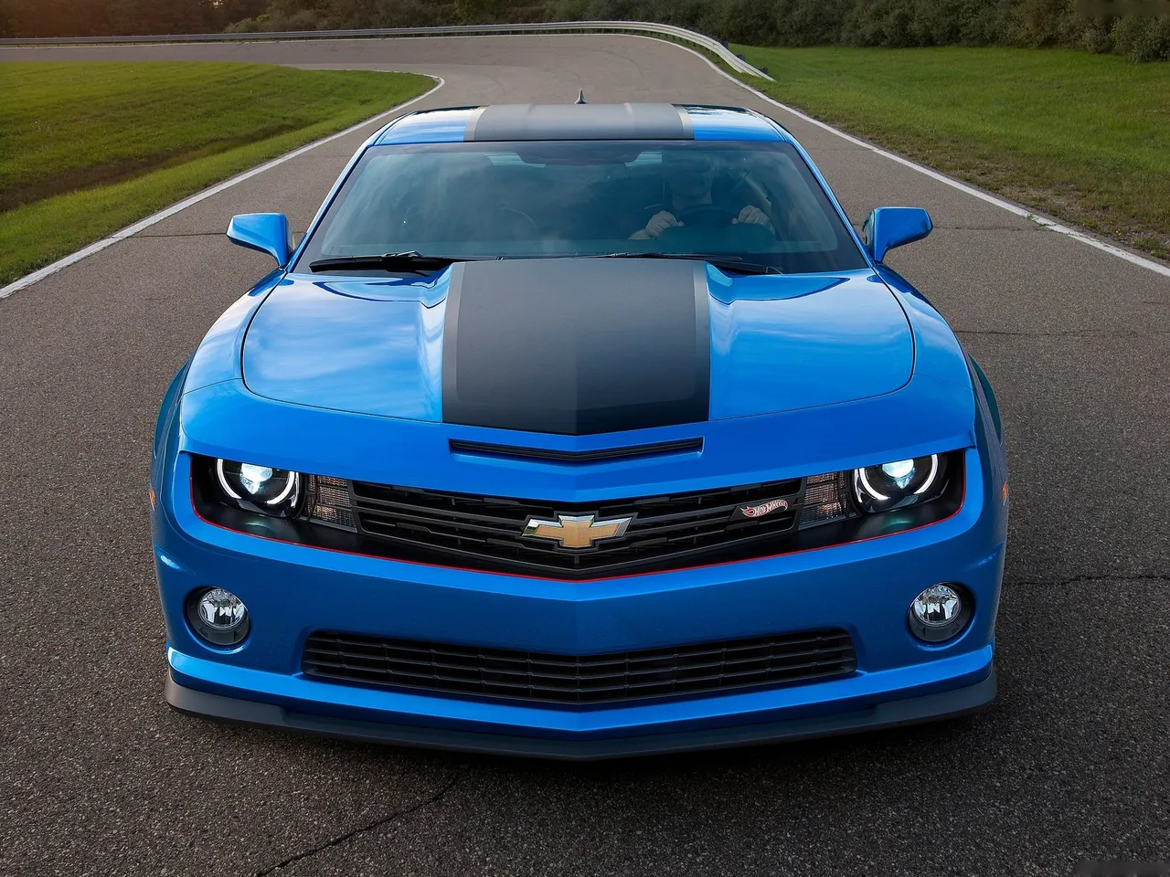 Chevrolet Camaro Hot Wheels Edition (2013) – zepředu