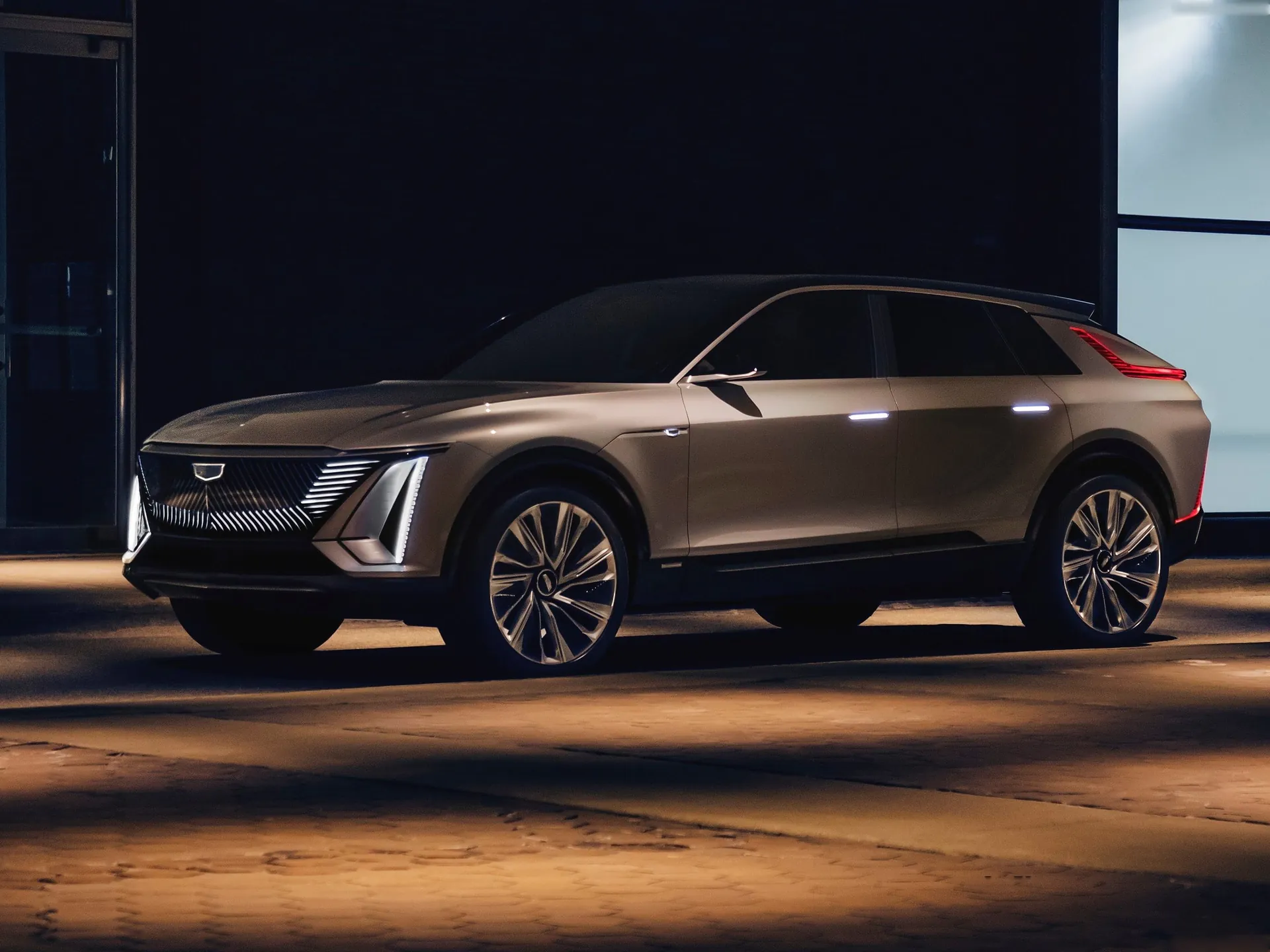 Cadillac Lyriq Concept (2020)