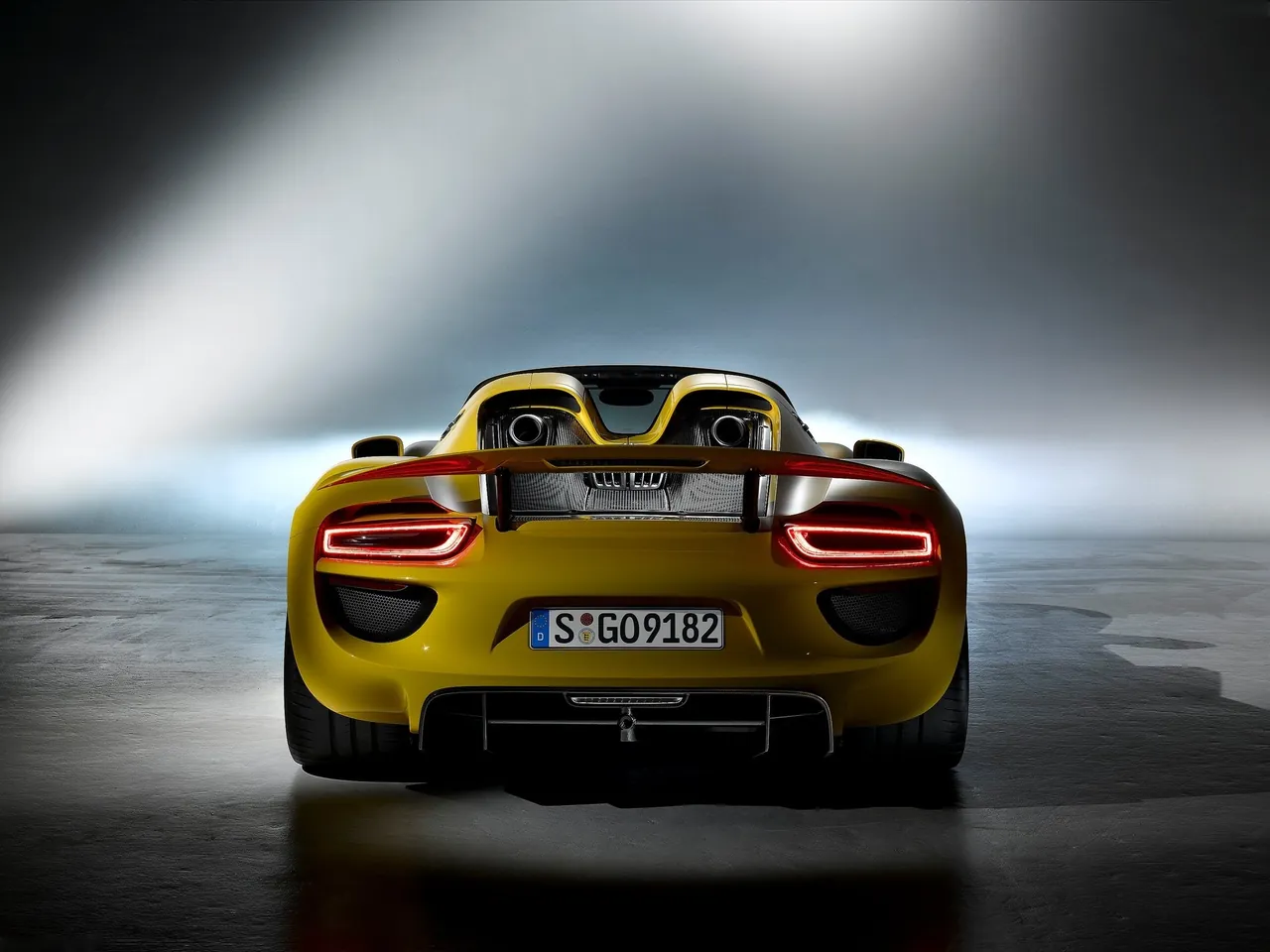 Porsche 918 Spyder (2015) – zezadu