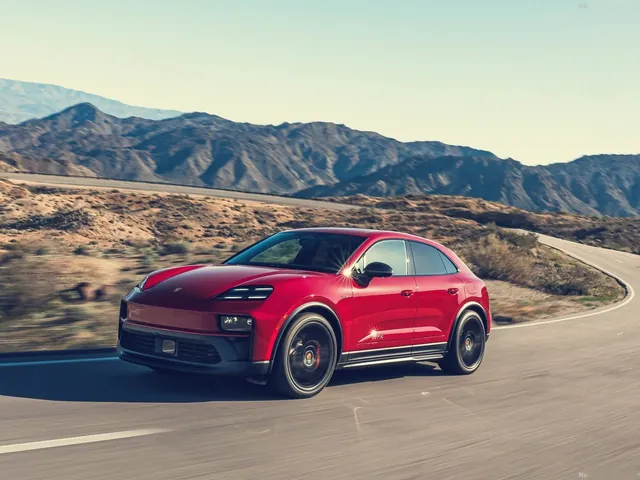 Porsche Macan GTS [US] (2026)