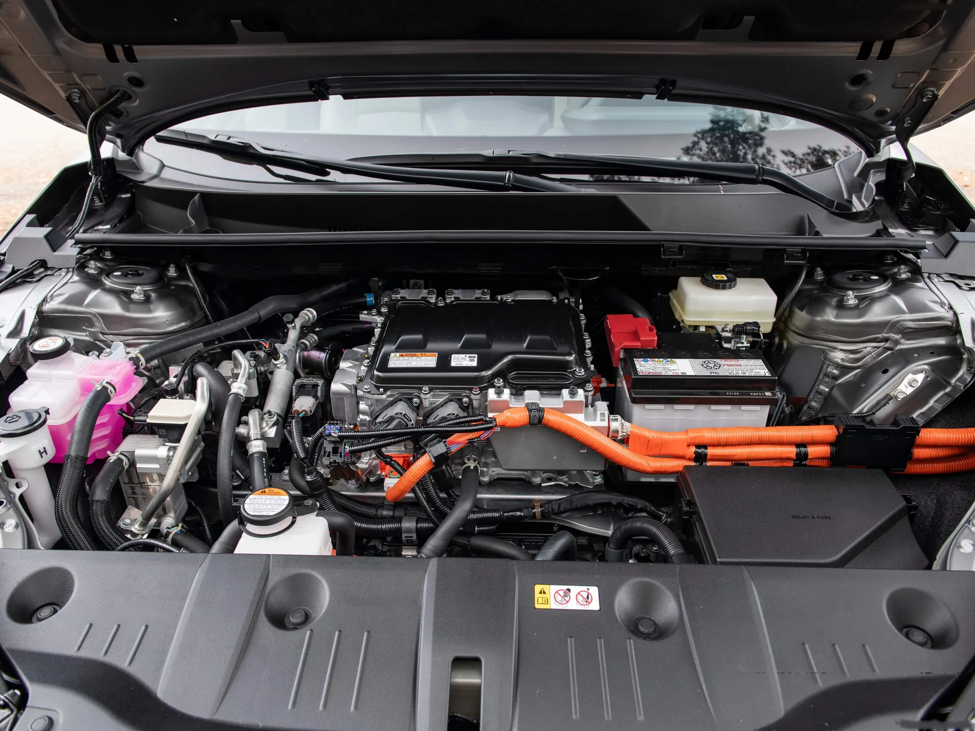 Toyota bZ4X (2023) - Engine Bay