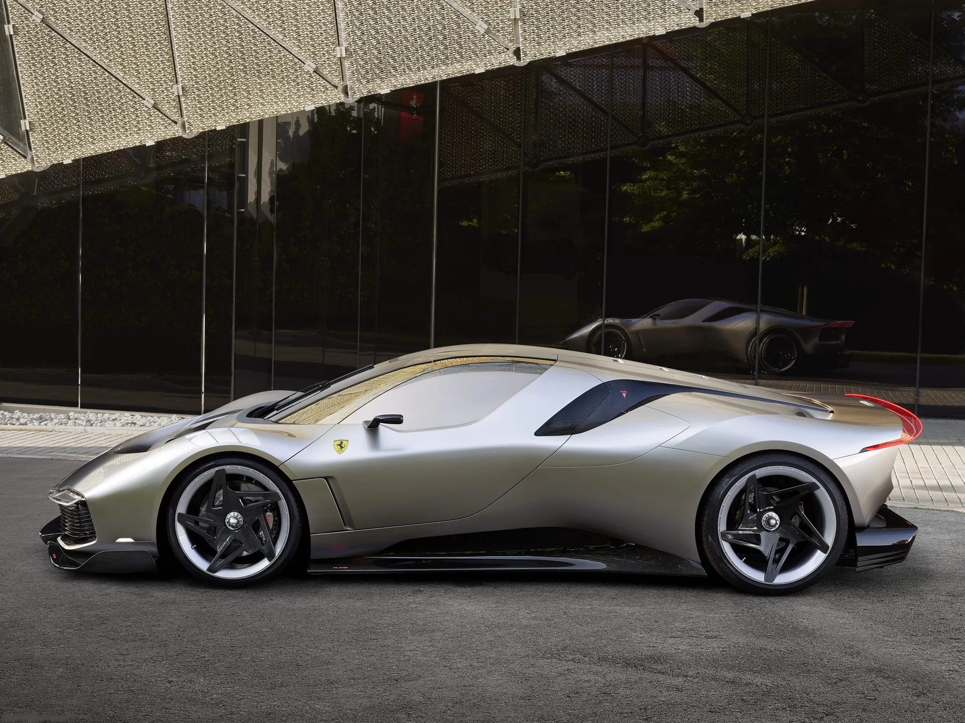 Ferrari KC23 (2023) – boční profil