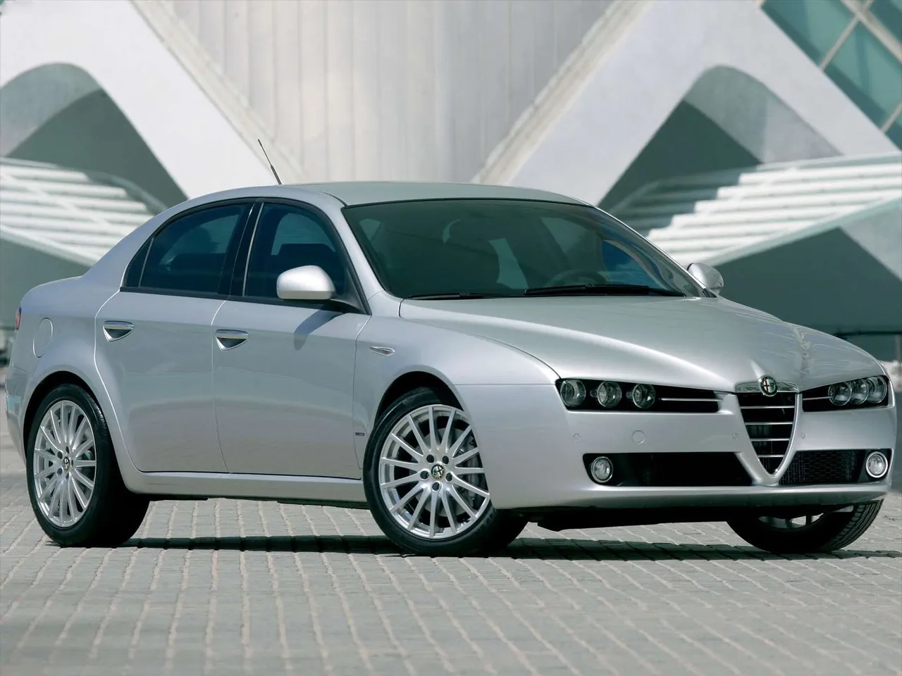 Alfa Romeo 159 (2005) - Front Three-Quarter