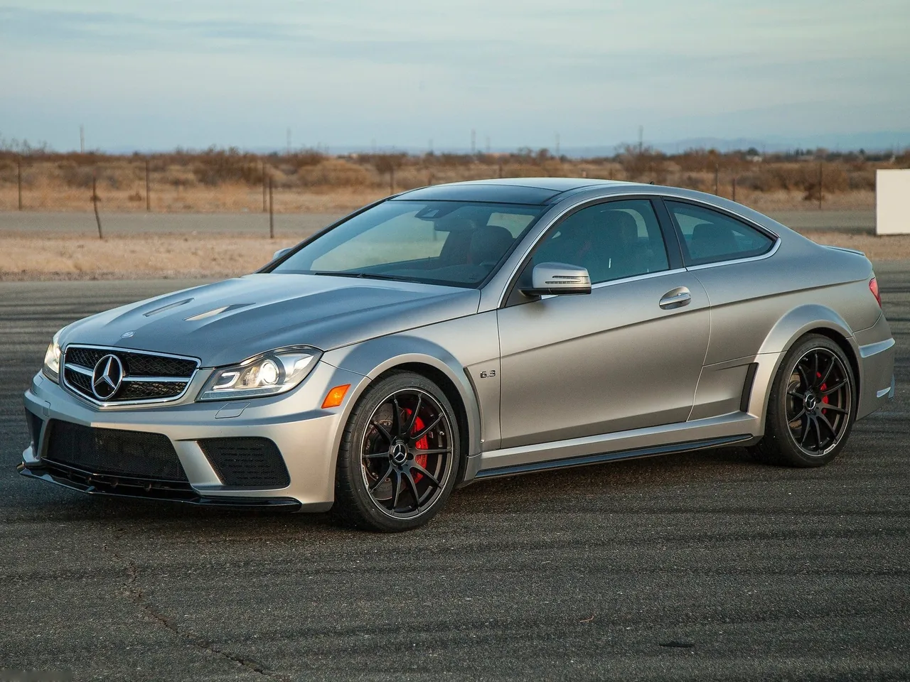 Mercedes-Benz C63 AMG Coupe Black Series (2012)