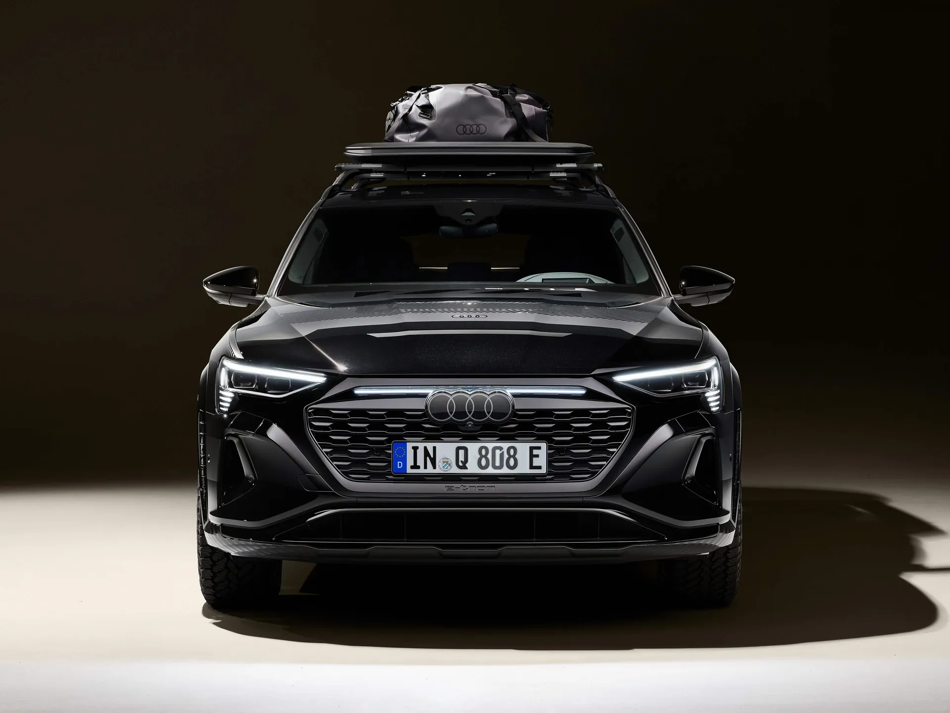 Audi Q8 e-tron Dakar Edition (2024) – zepředu