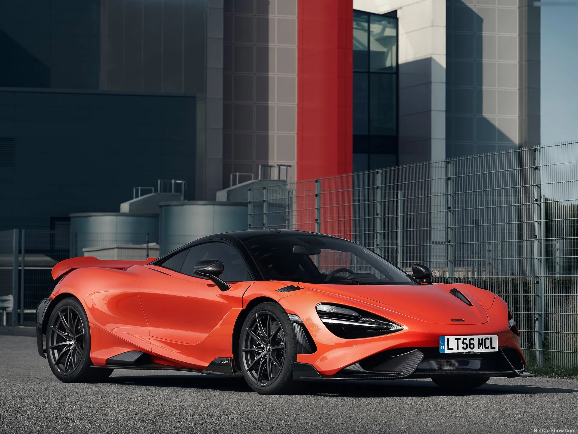 McLaren 765LT (2021)