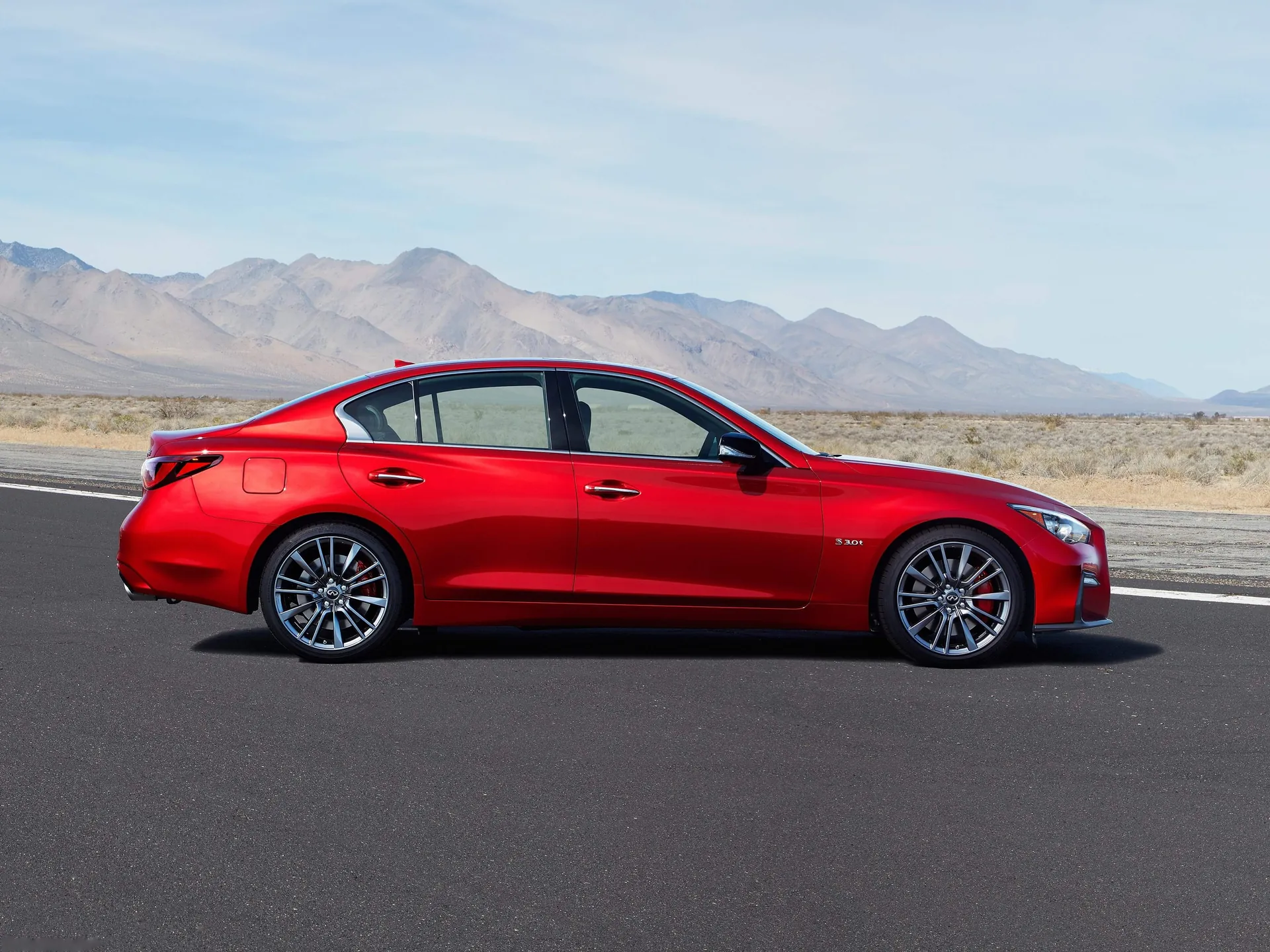 Infiniti Q50 (2018) – boční profil