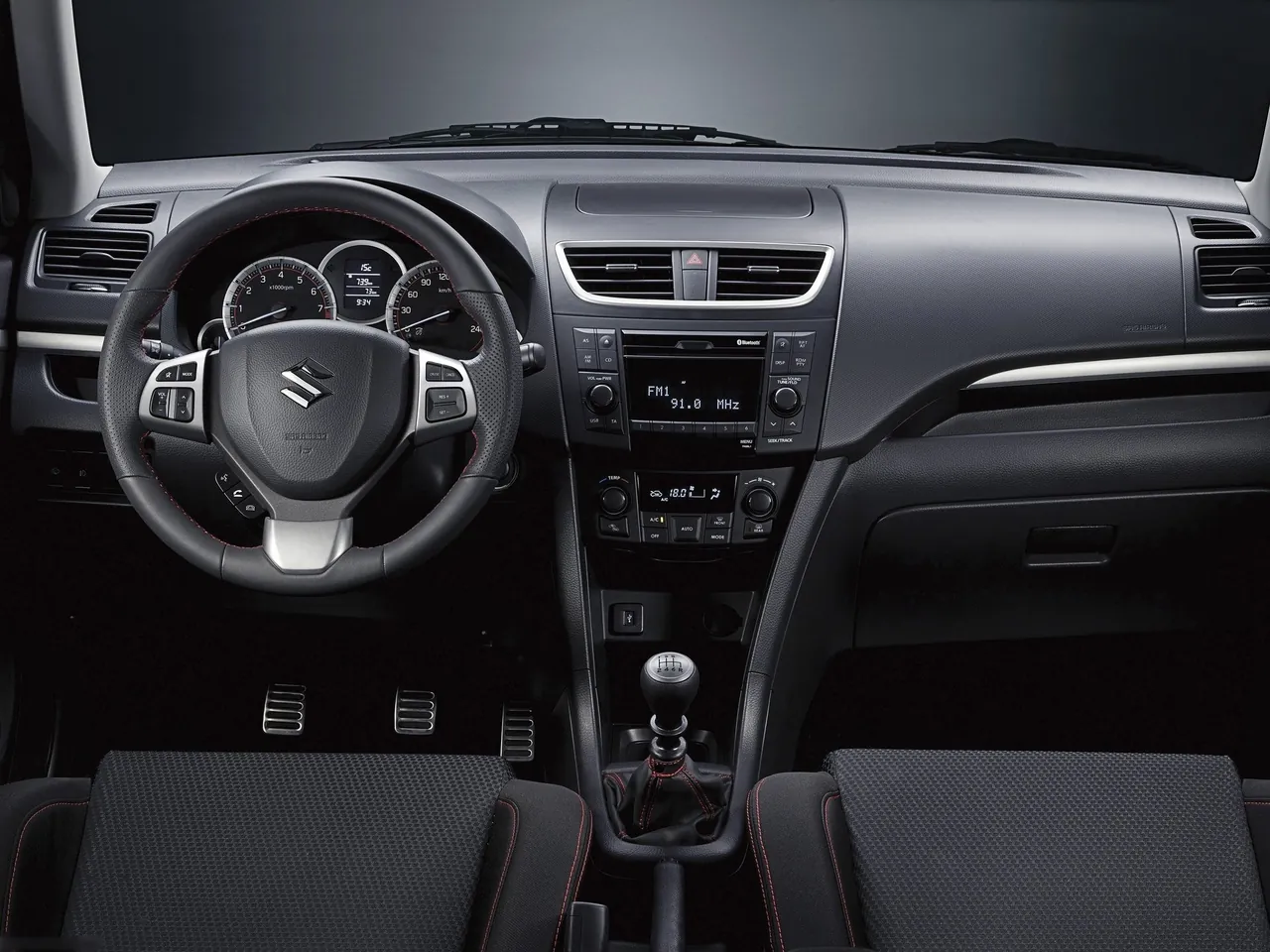 Suzuki Swift Sport (2012) – interiér