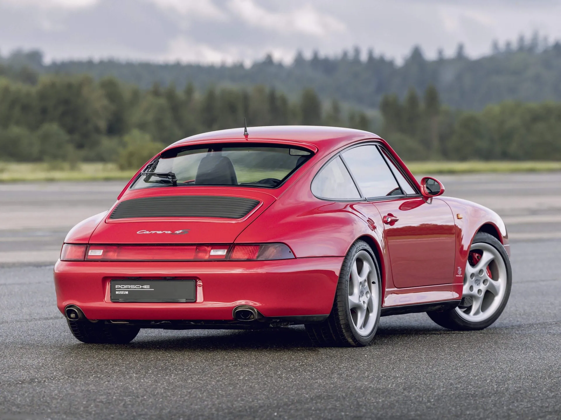 Porsche 911 Carrera 4S (1995) - Rear Three-Quarter