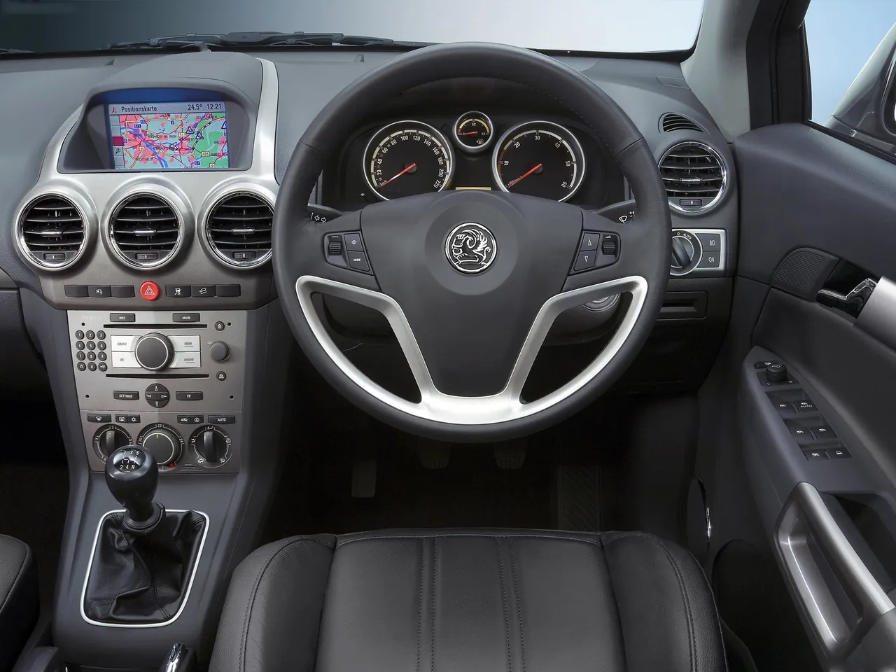 Vauxhall Antara (2007) - Interior