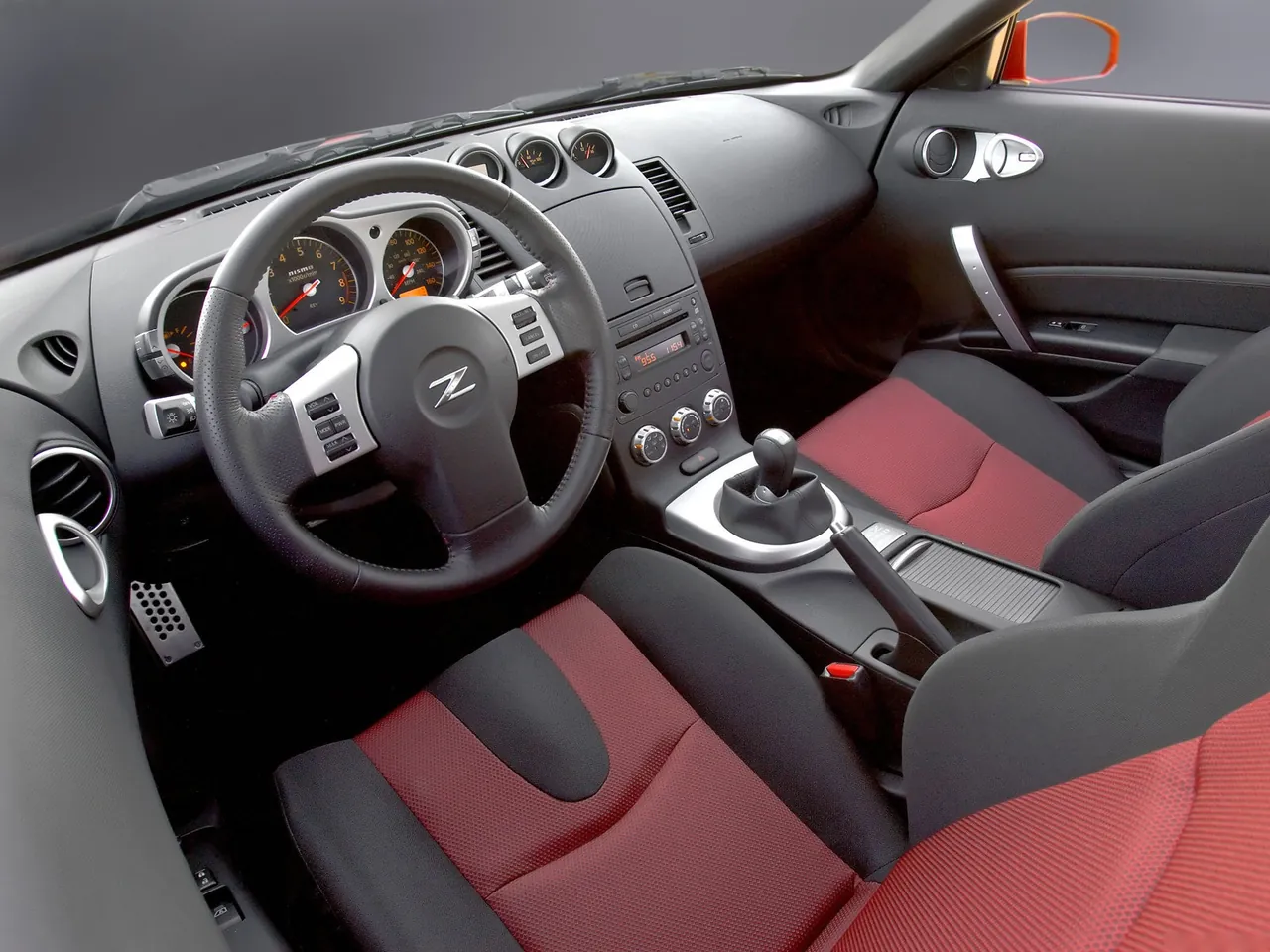 Nismo Nissan 350Z (2007) – interiér