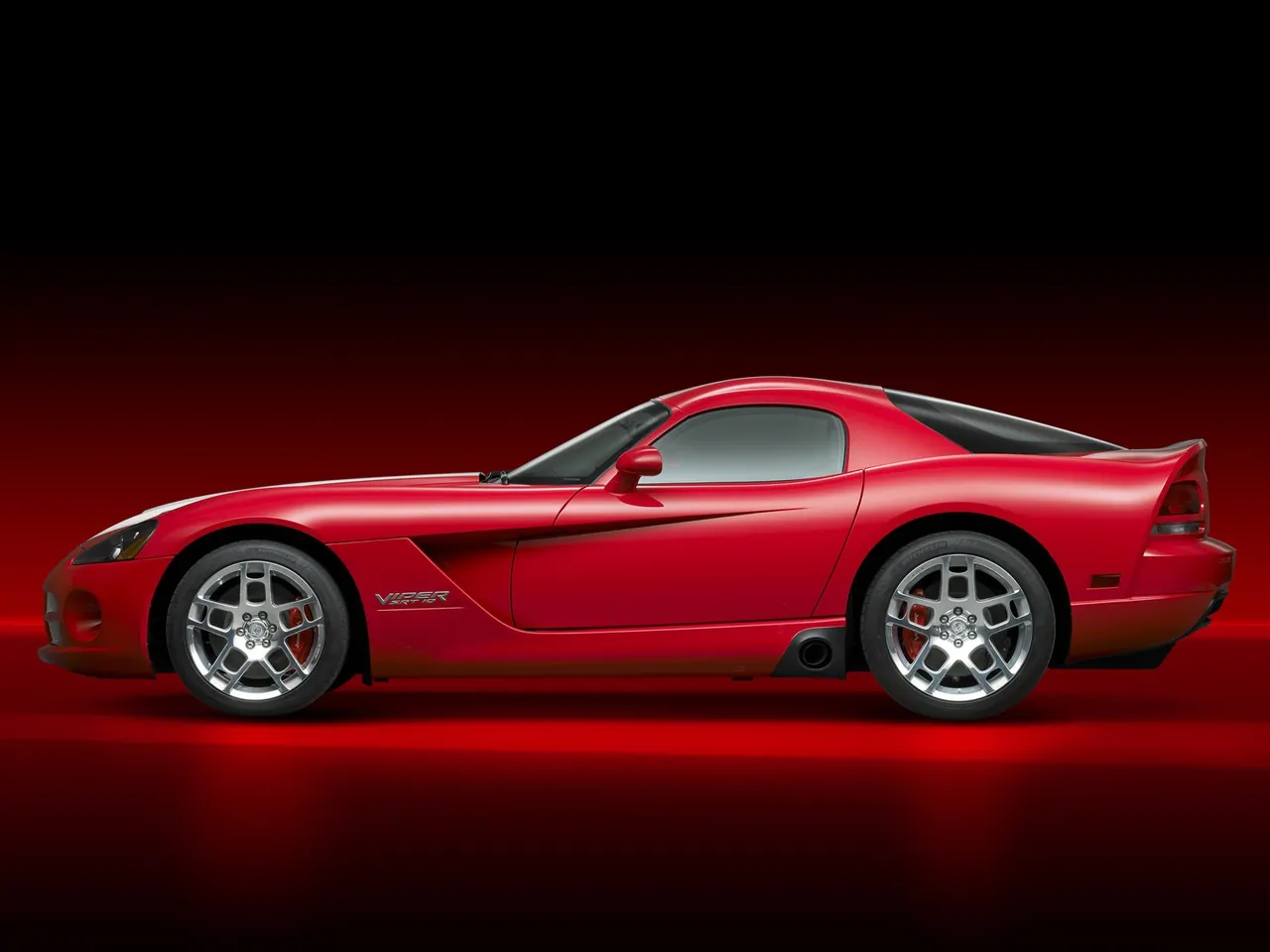 Dodge Viper SRT10 (2008) – boční profil