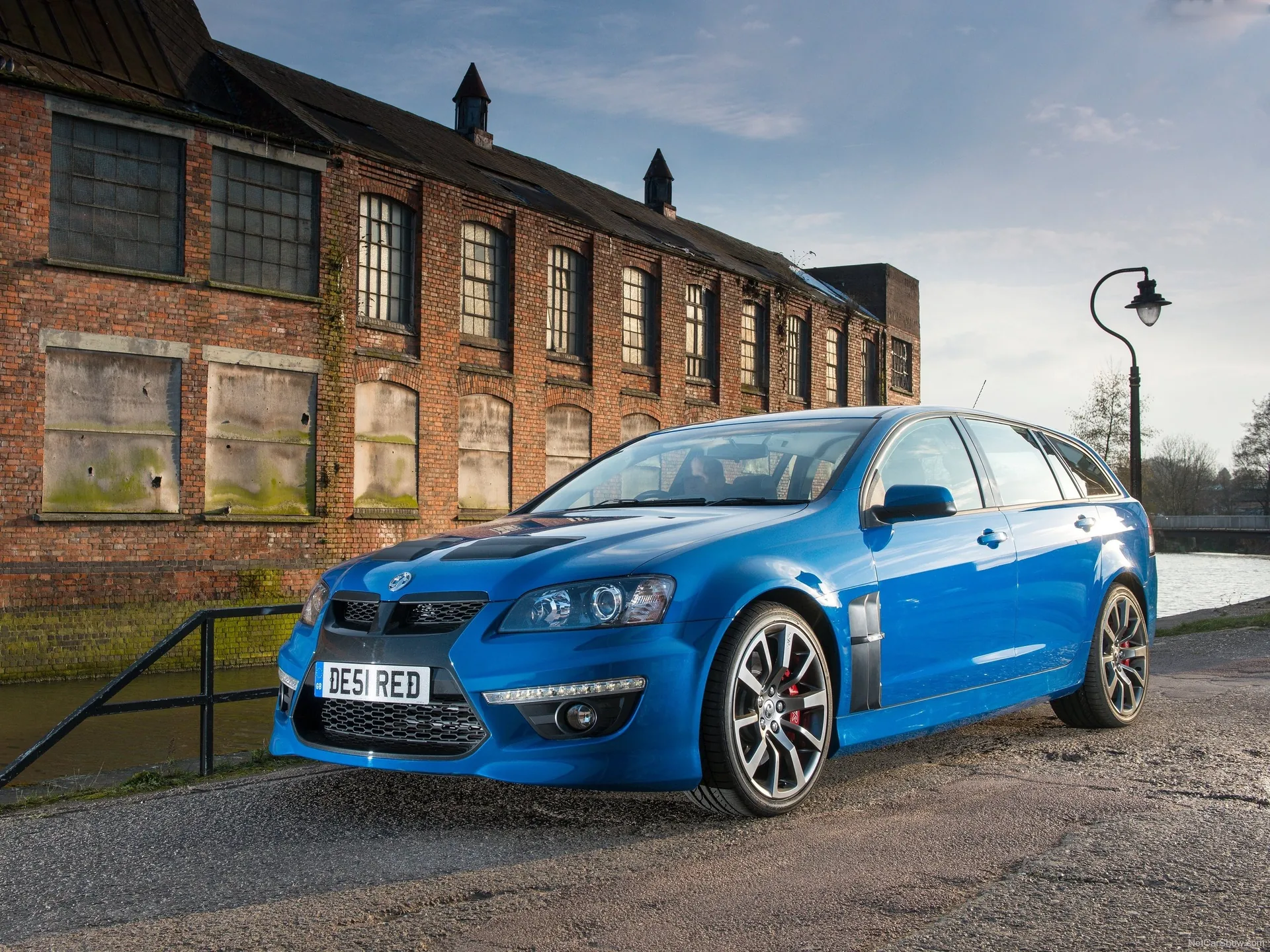 Vauxhall VXR8 Tourer (2013)