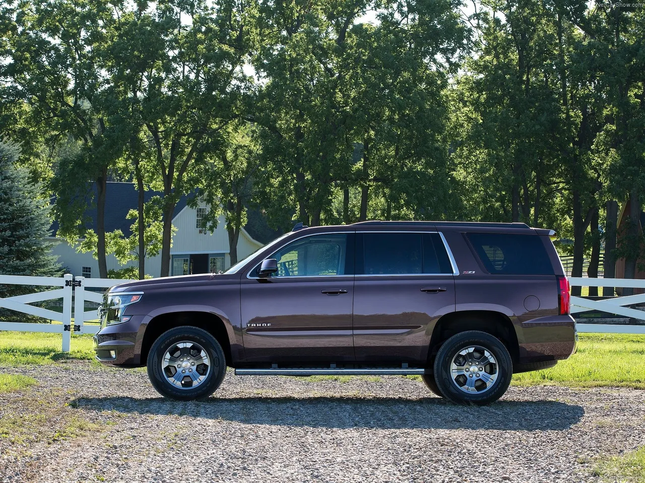 Chevrolet Tahoe Z71 (2015) – boční profil
