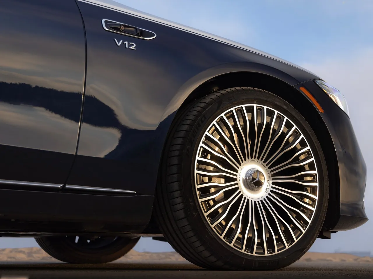 Mercedes-Benz S680 Maybach [US] (2027)