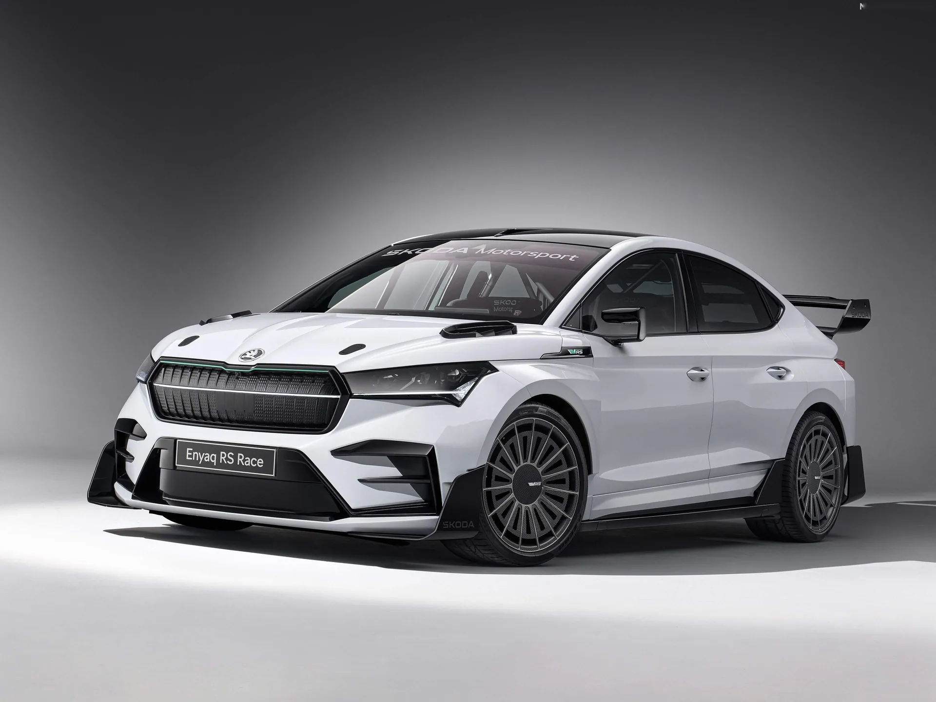 Skoda Enyaq RS Race Concept (2024)