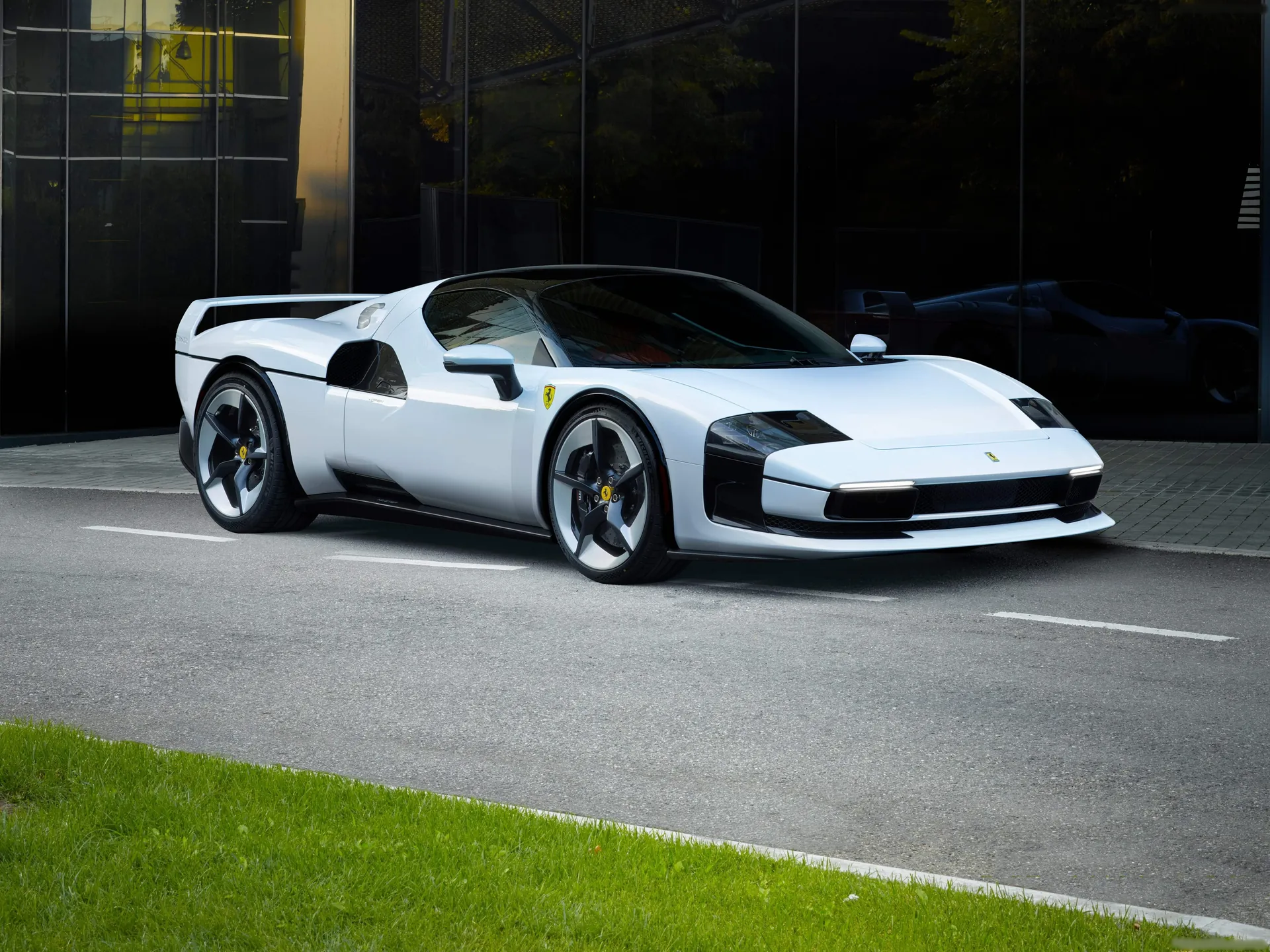 Ferrari SC40 (2025)